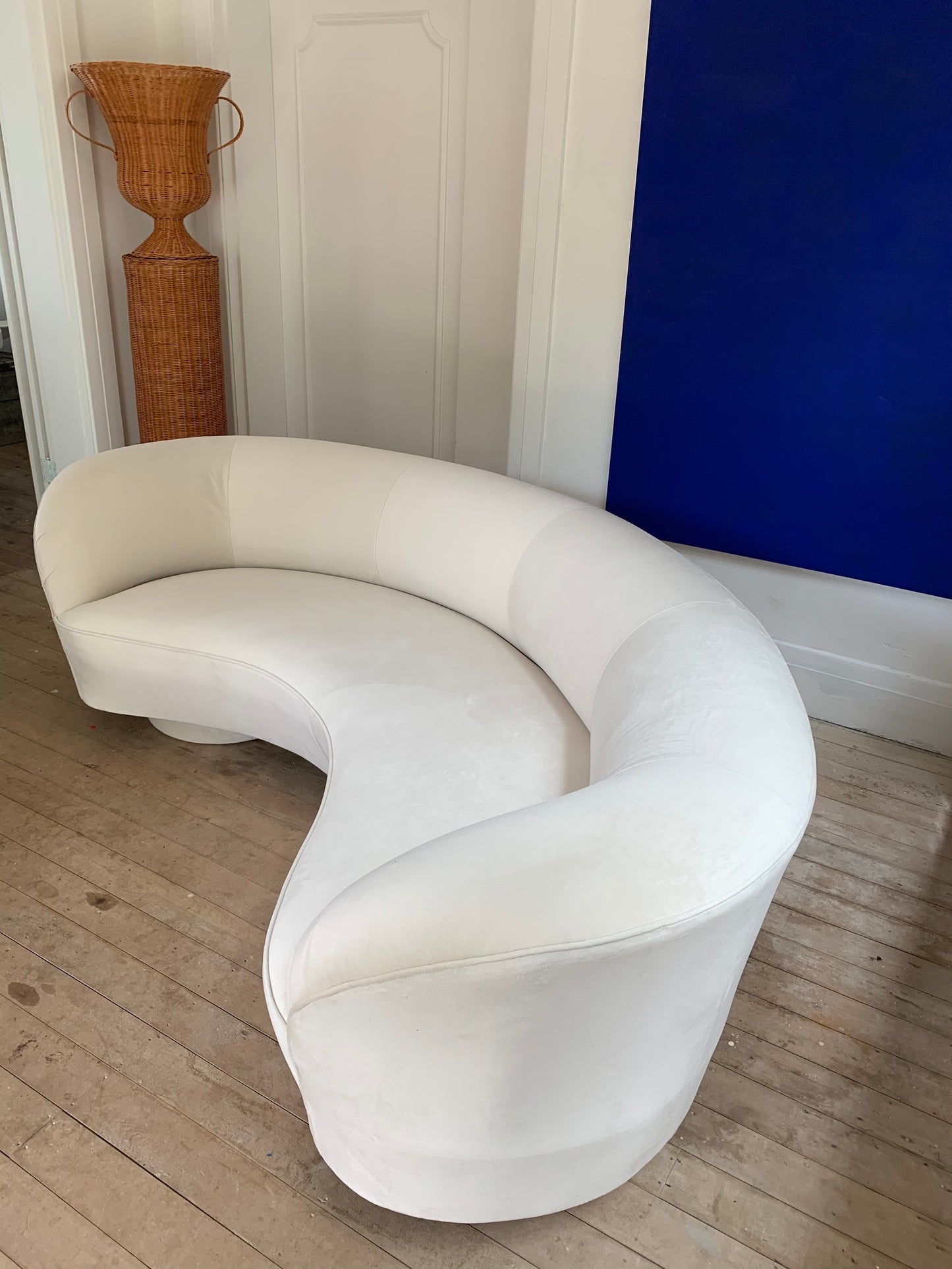 Stunning Velvet Curved Sofa