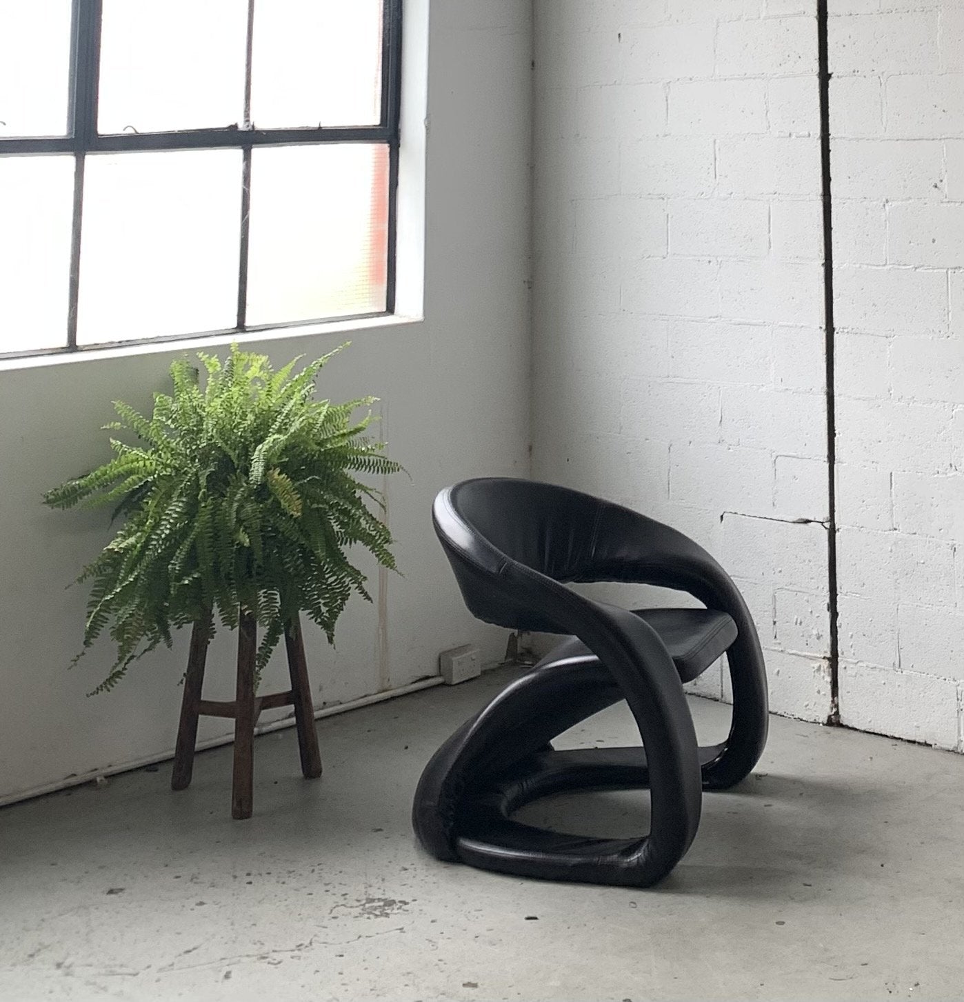 Jaymar Tongue Chair, Canada