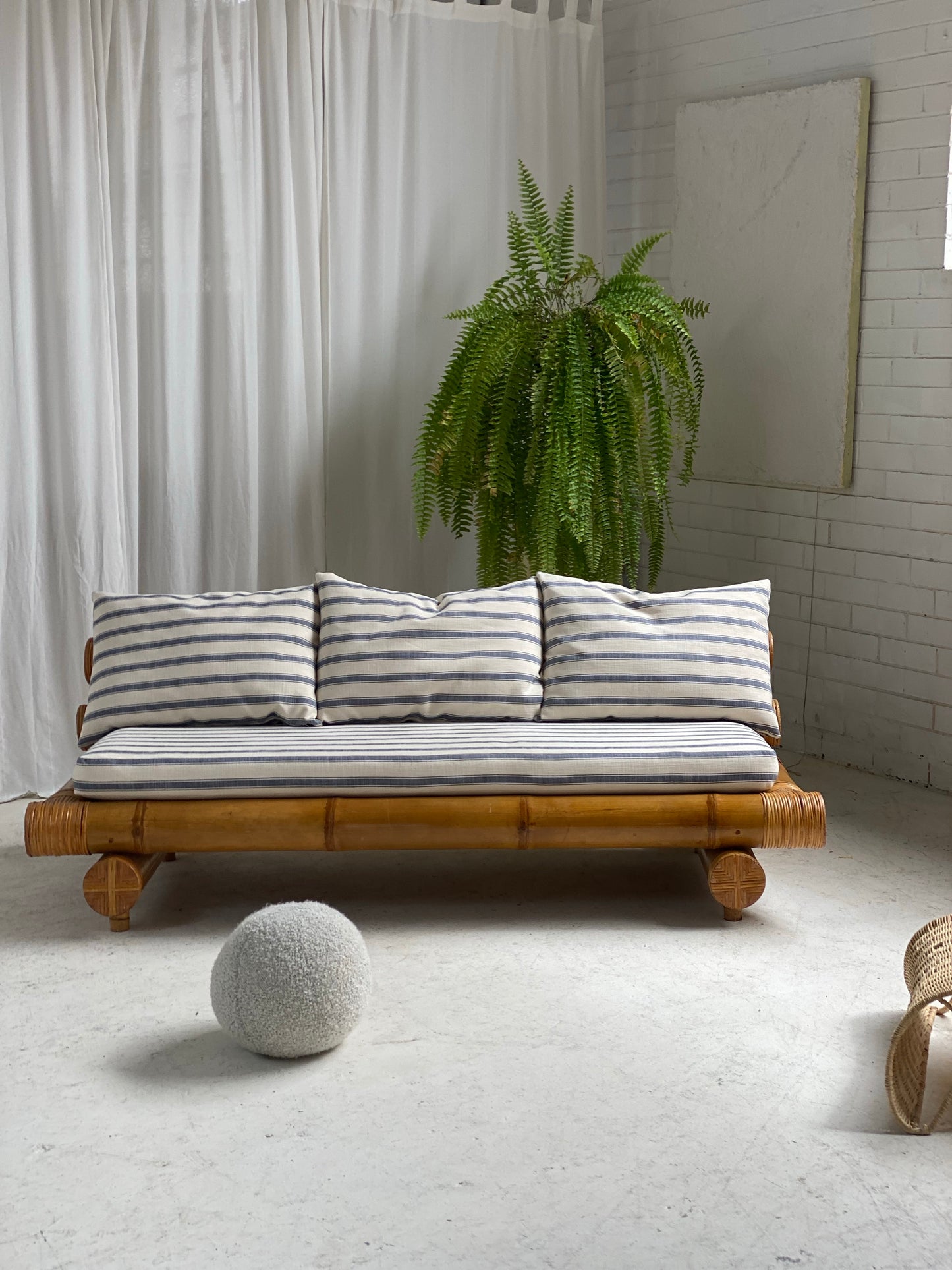 Vintage Bamboo Sofa Daybed