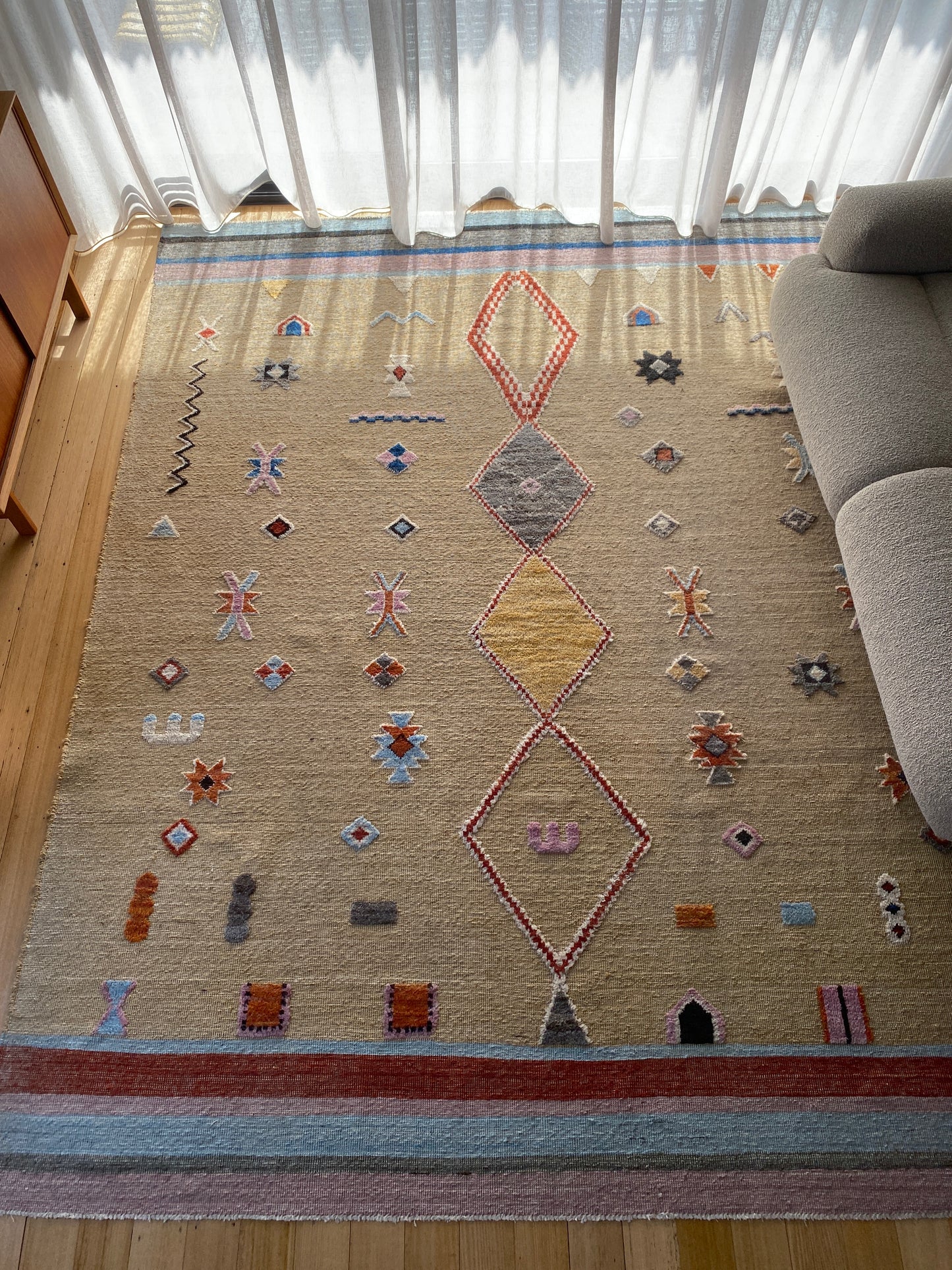 - Jardan 'Dari Moss' Natural Wool Rug