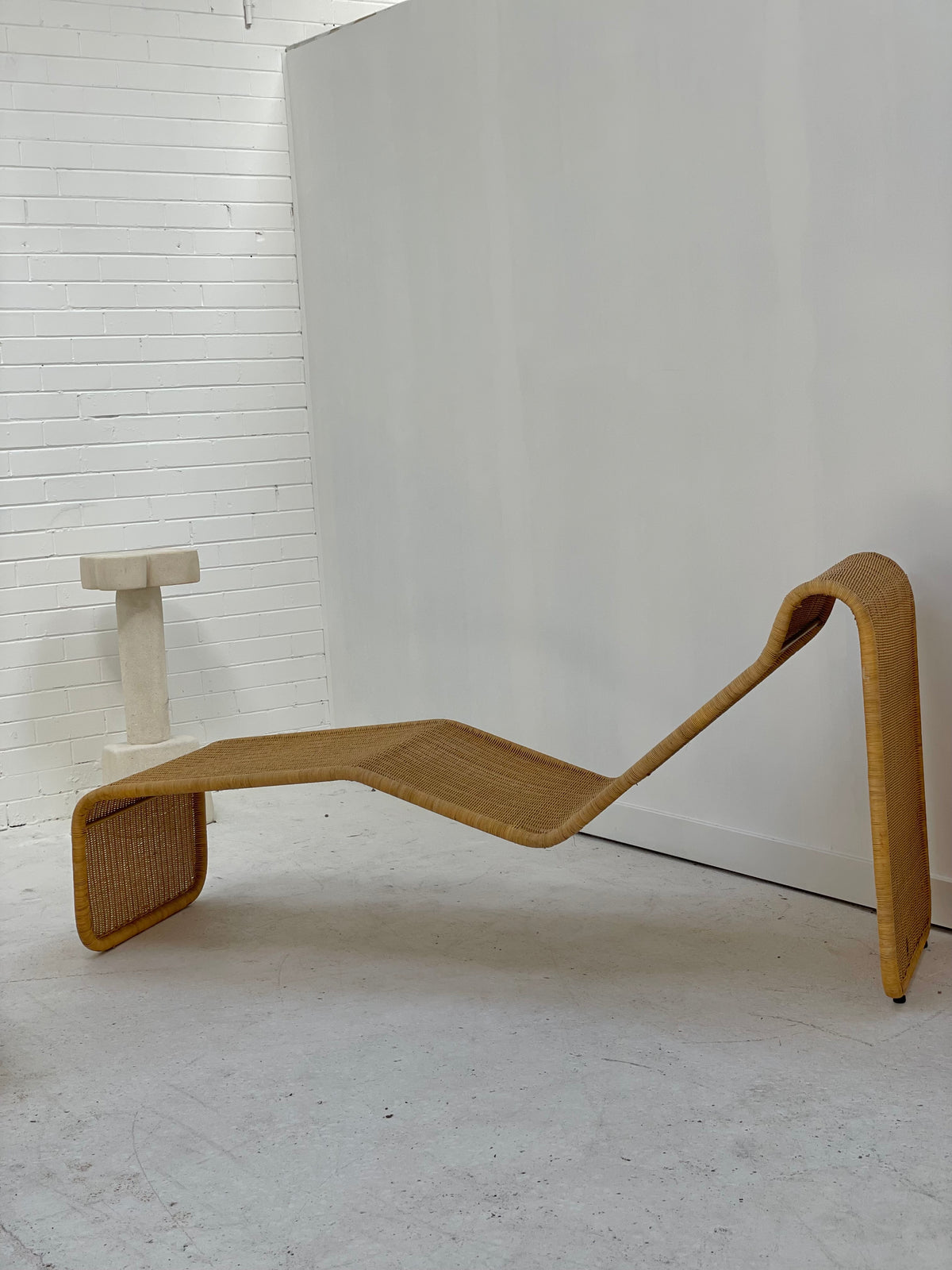 Cane Lounge Chaise After Tito Agnoli P3