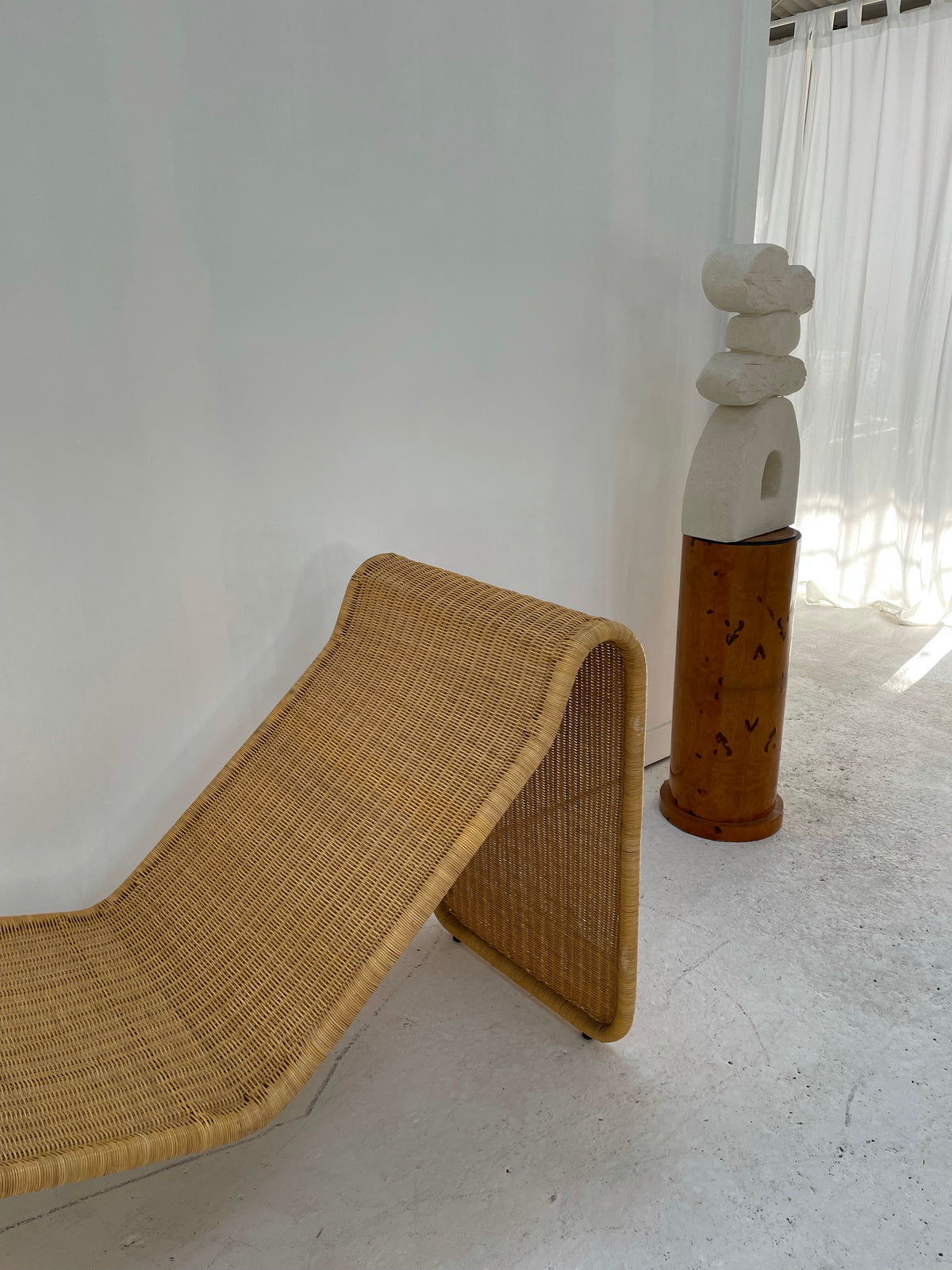 Cane Lounge Chaise After Tito Agnoli P3
