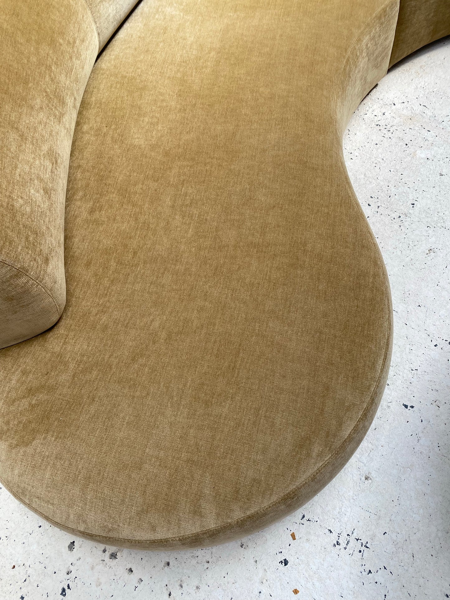 Fawn Velvet Curvy Modular Sofa