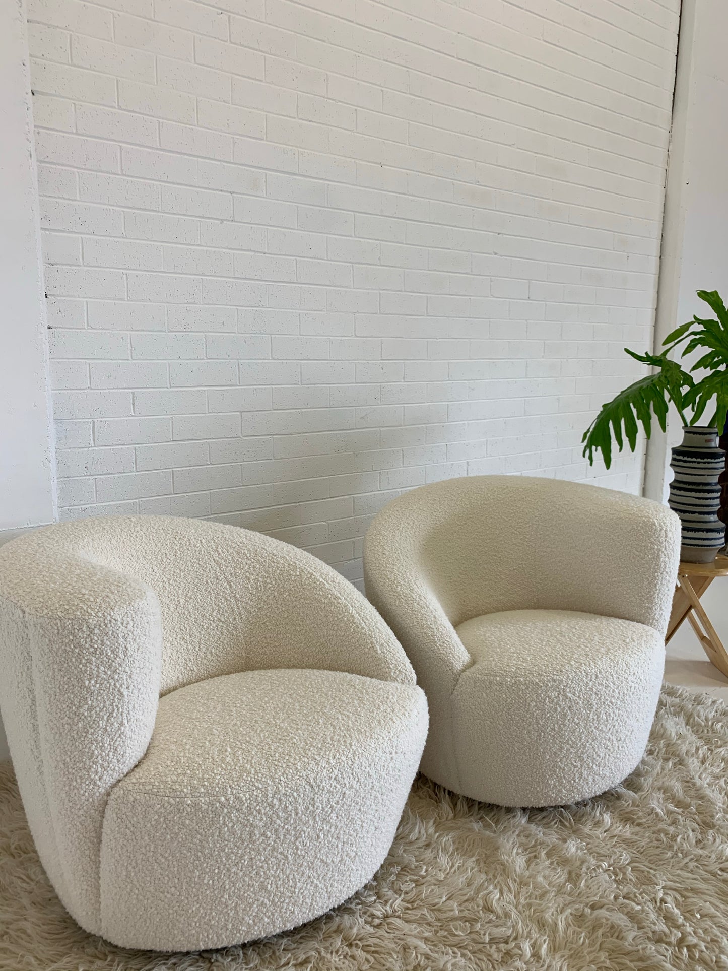 Gorgeous Boucle Vladimir Kagan Style Swivel Tub Chair