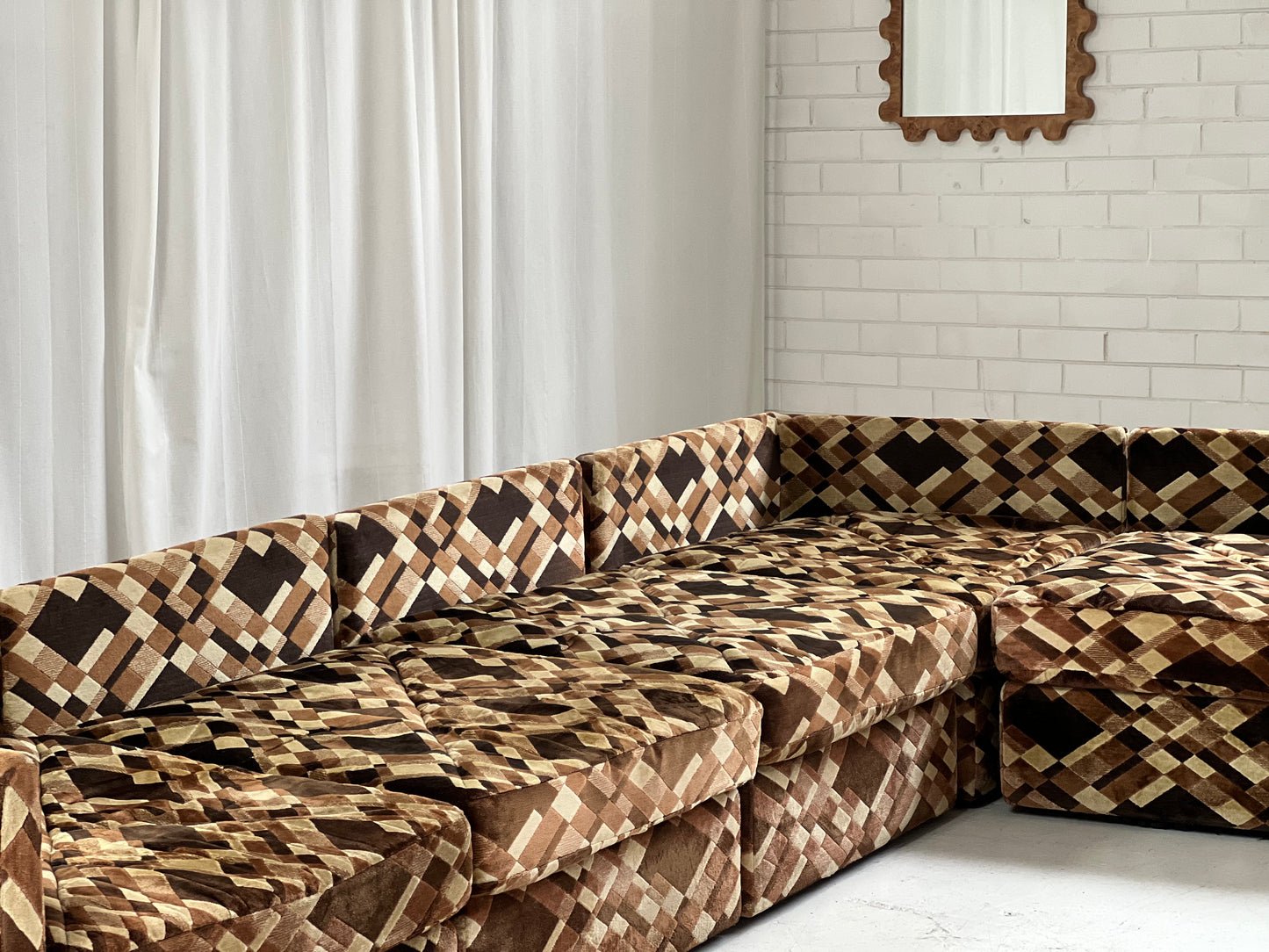 - Vintage Geometric Velvet Modular Sofa