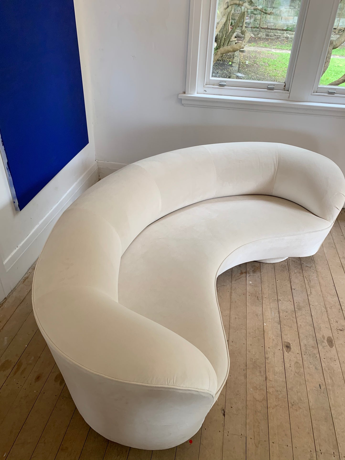 Stunning Velvet Curved Sofa