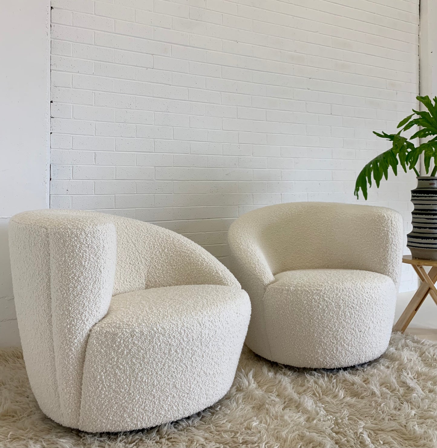 Gorgeous Boucle Vladimir Kagan Style Swivel Tub Chair