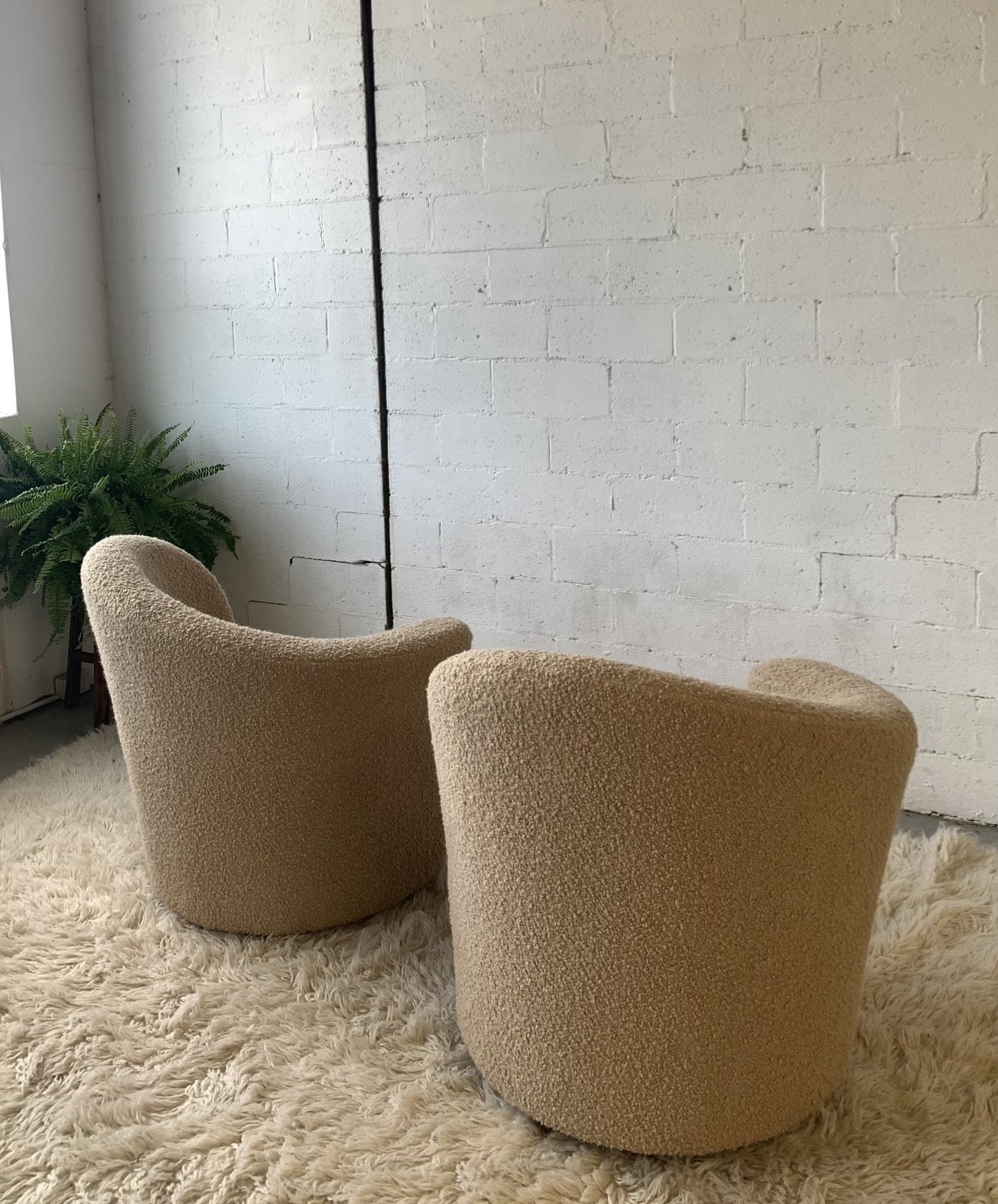 Vladimir Kagan-Style Swivel Chair in Wool Boucle - Two Available