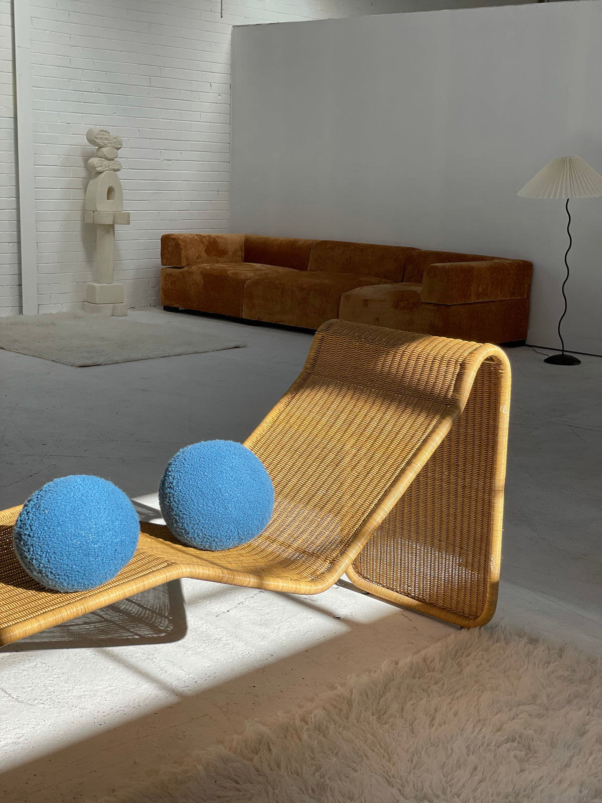Cane Lounge Chaise After Tito Agnoli P3