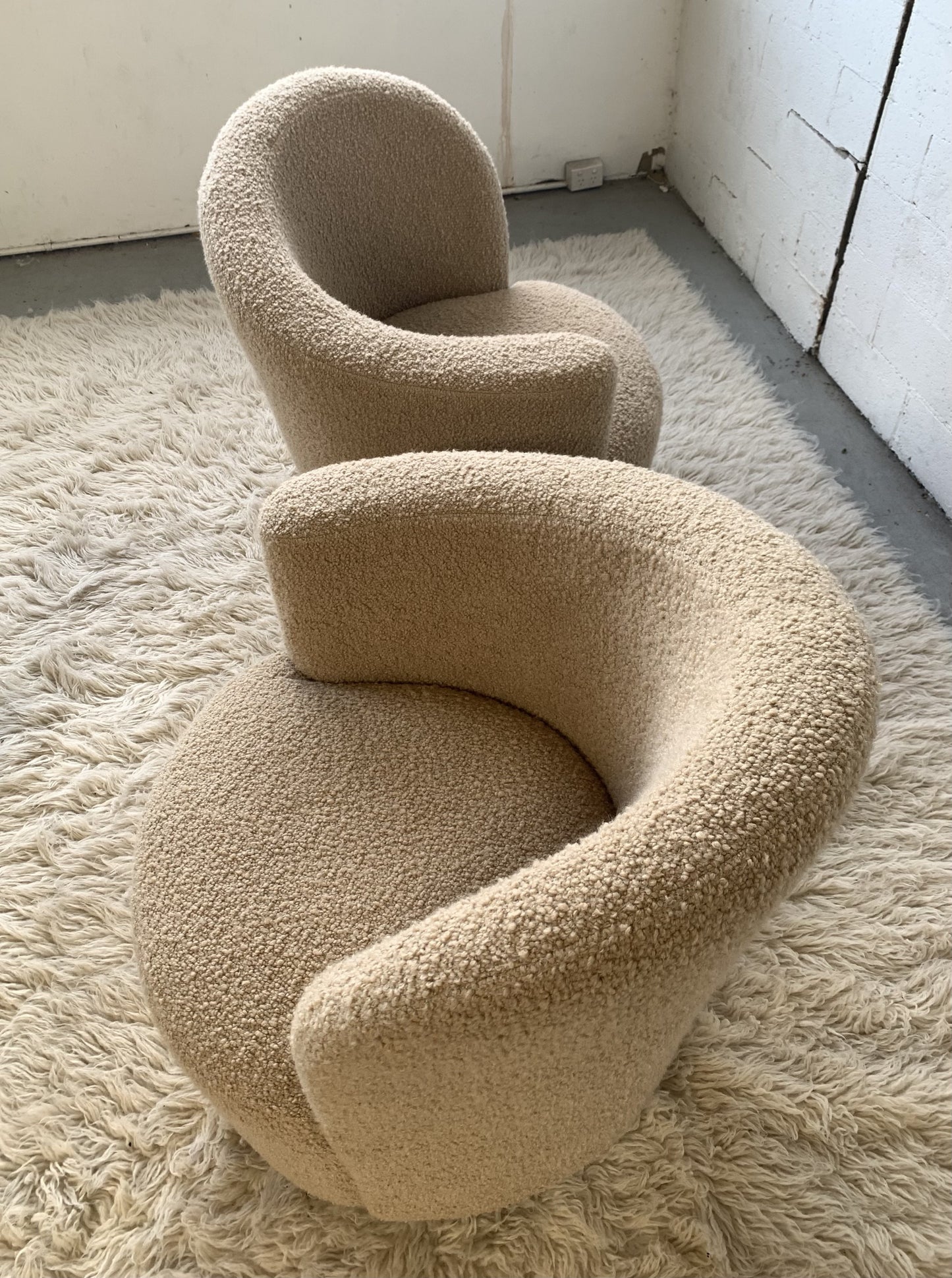Vladimir Kagan-Style Swivel Chair in Wool Boucle - Two Available
