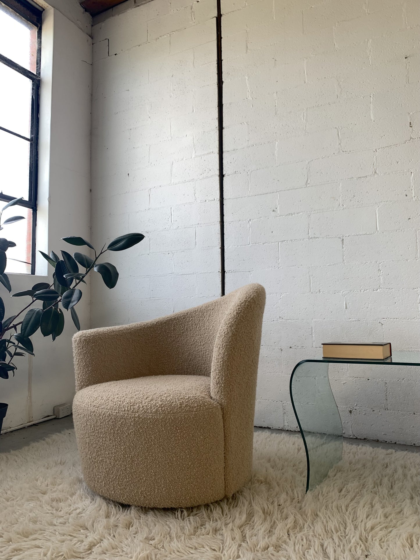 Vladimir Kagan-Style Swivel Chair in Wool Boucle - Two Available