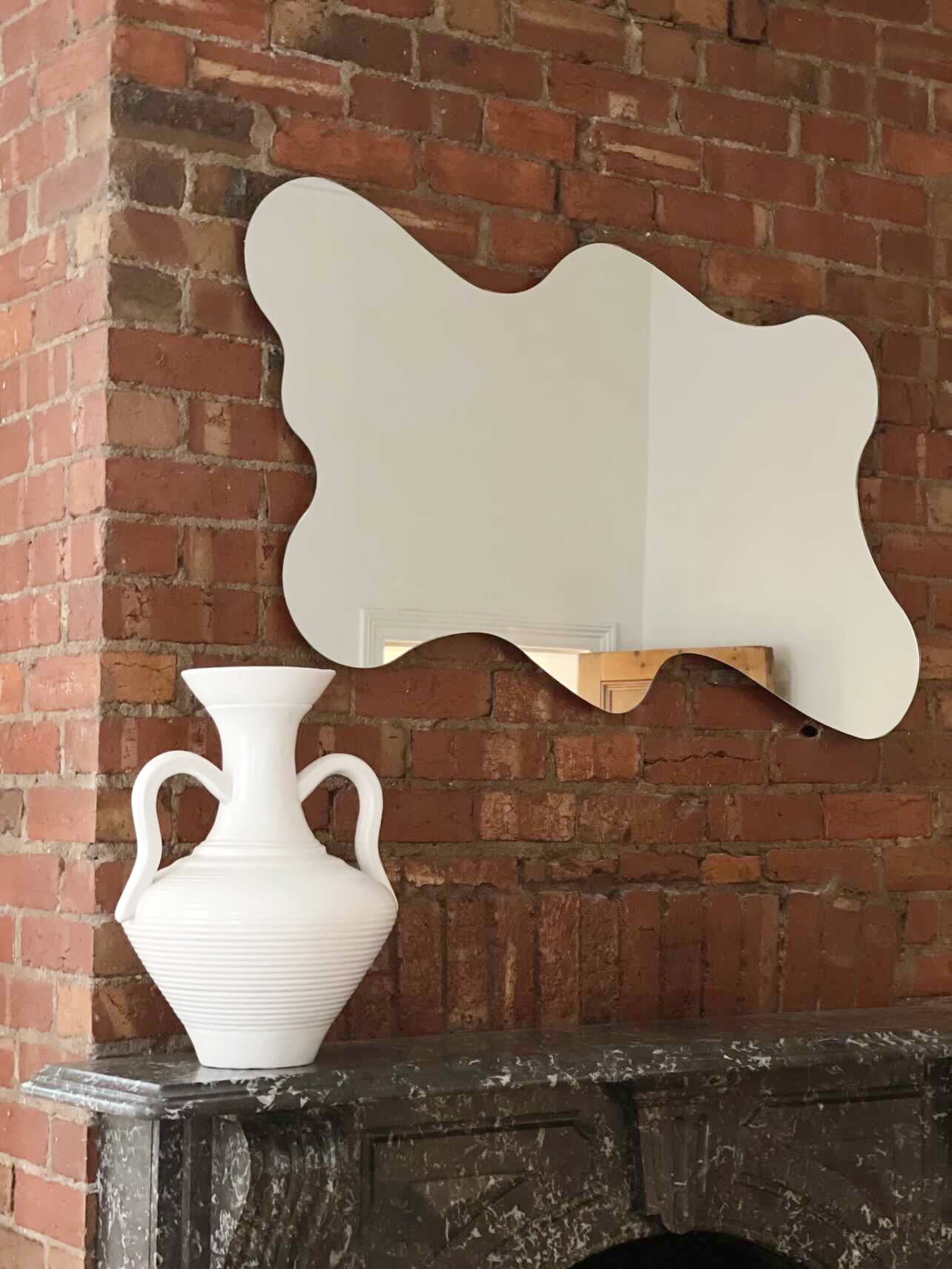 - Large Wavy Mirror