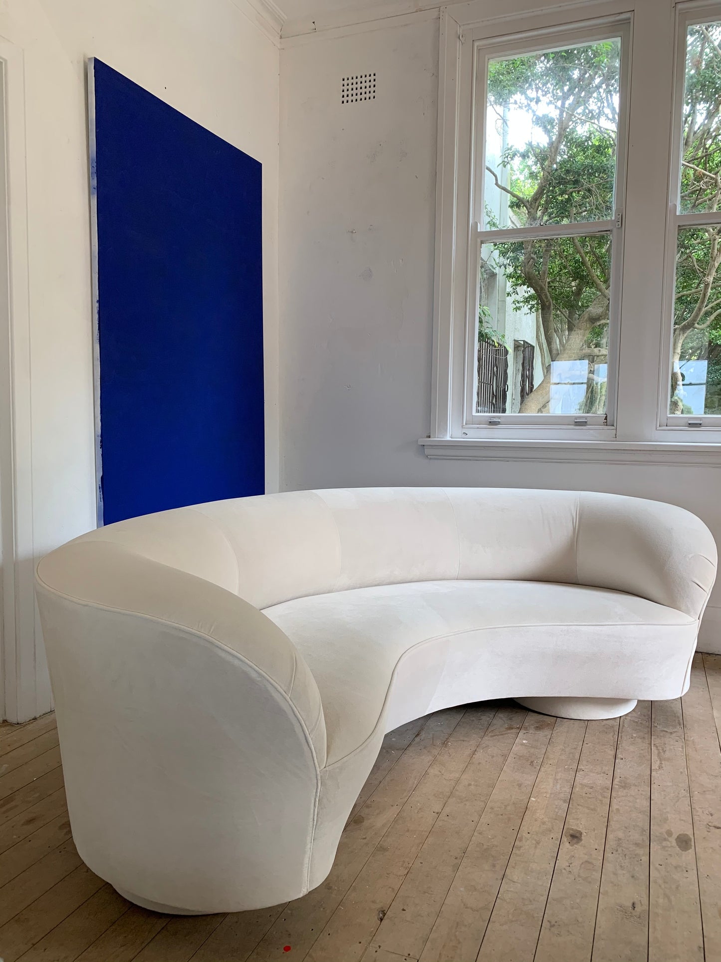 Stunning Velvet Curved Sofa