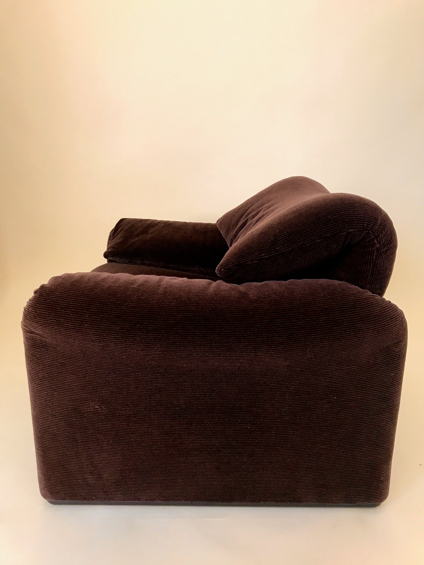 - Maralunga Armchair by Vico Magistretti