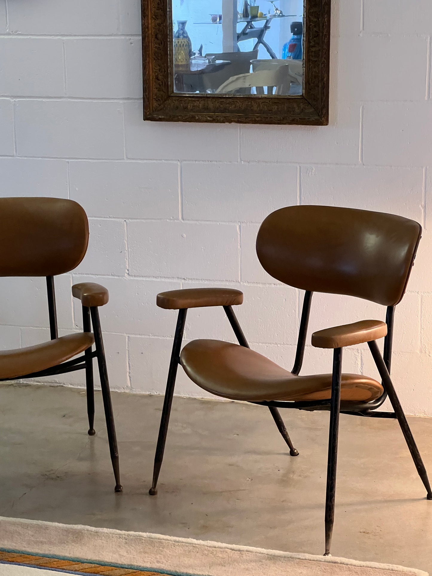 - Set of Two Italian Mid Century Rinaldi Brown Lounge Chairs for Rima, Italy, circa 1950