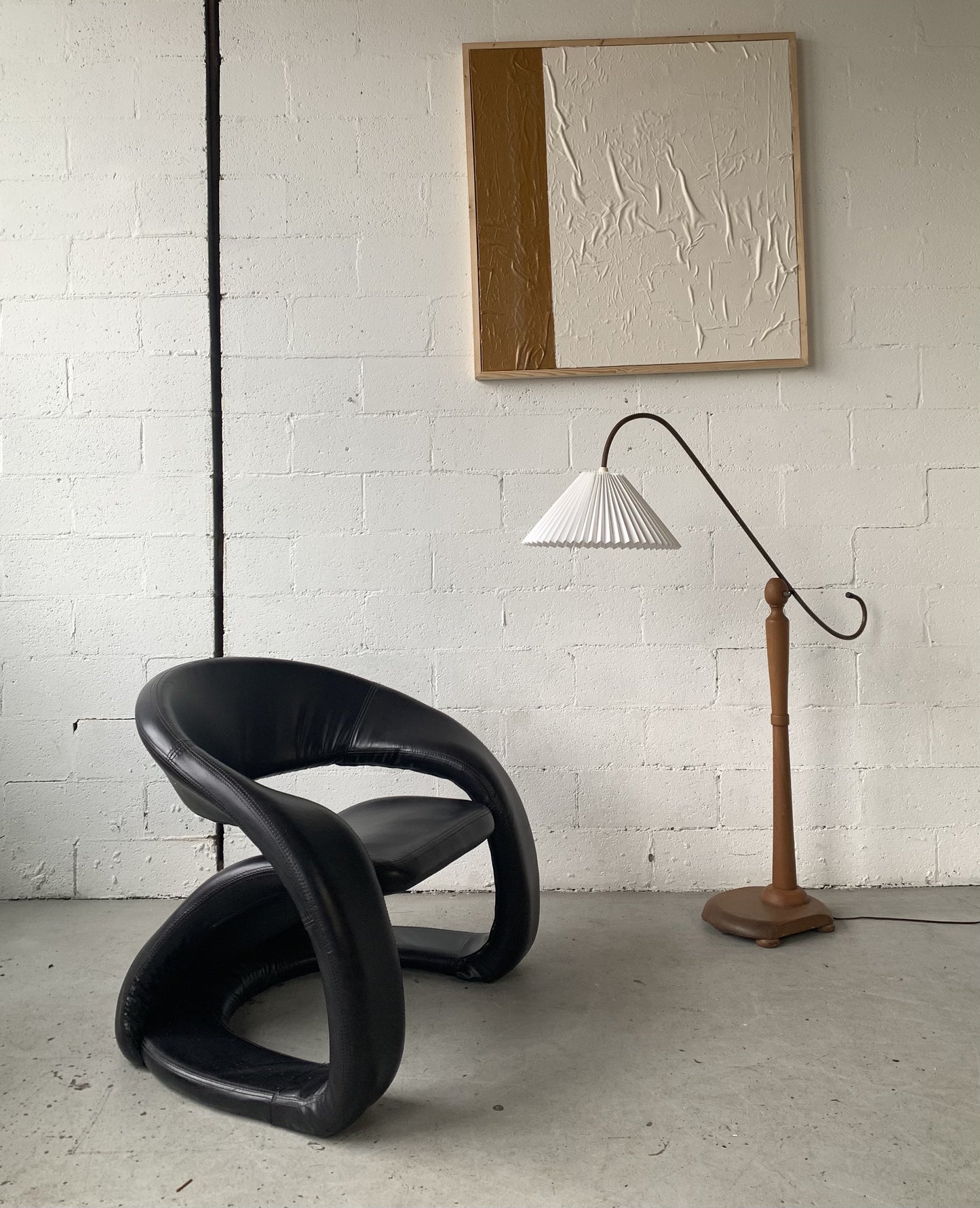 Jaymar Tongue Chair, Canada
