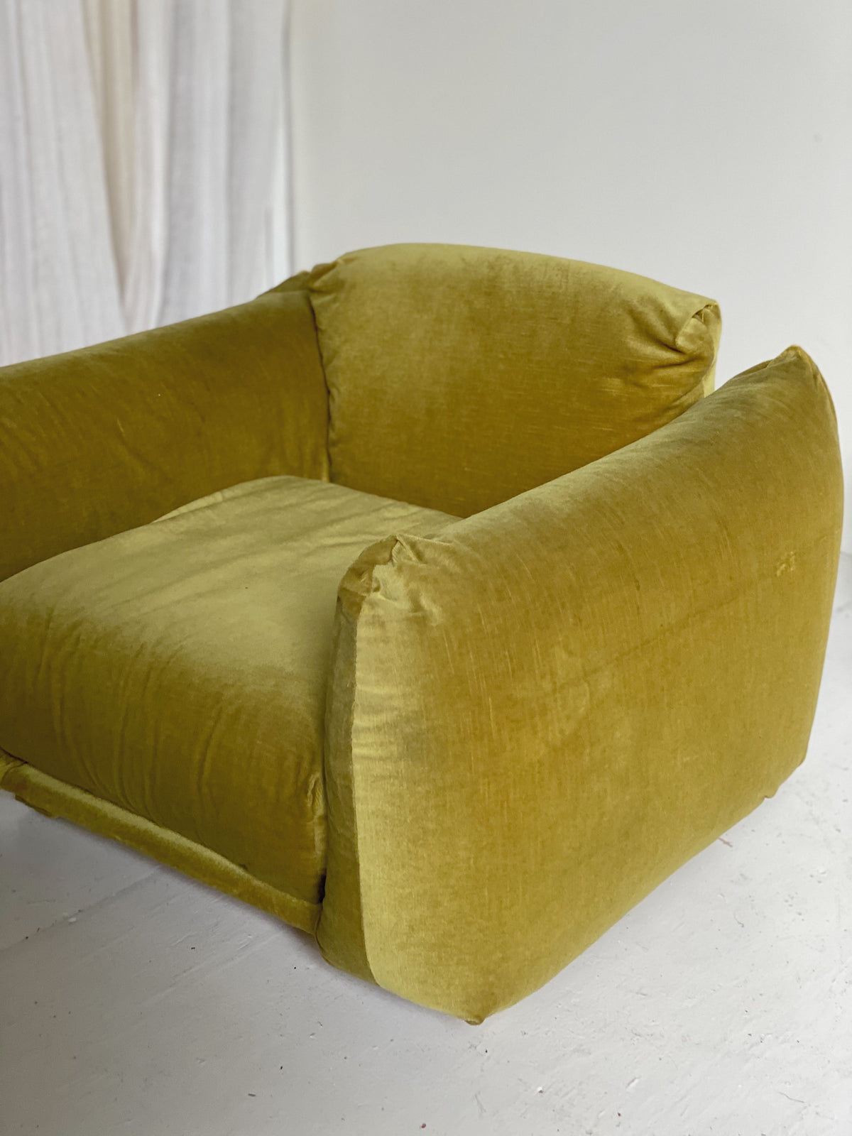 Chubby Velvet Lounge Chair