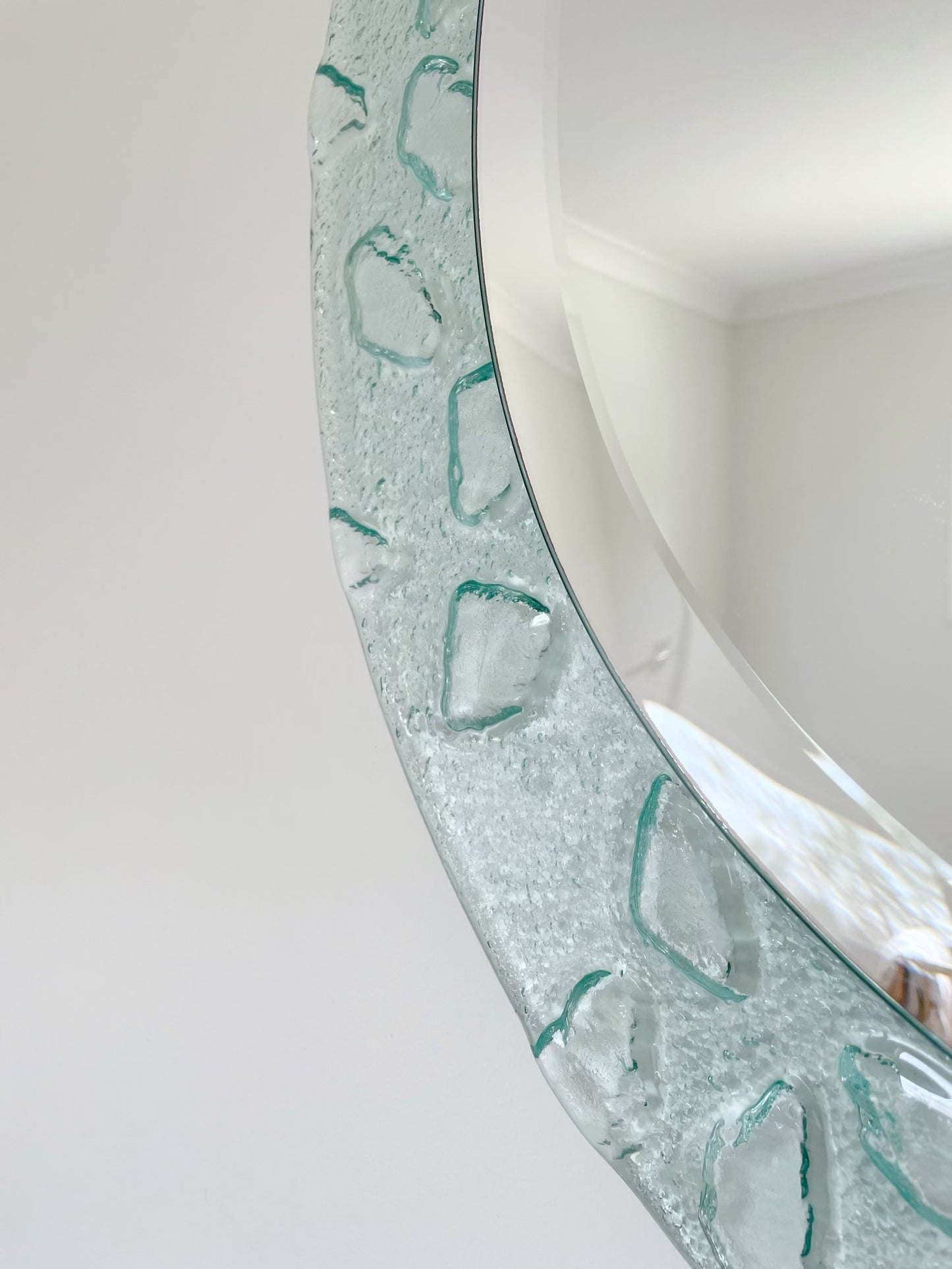 Glass Frame Round Mirror.