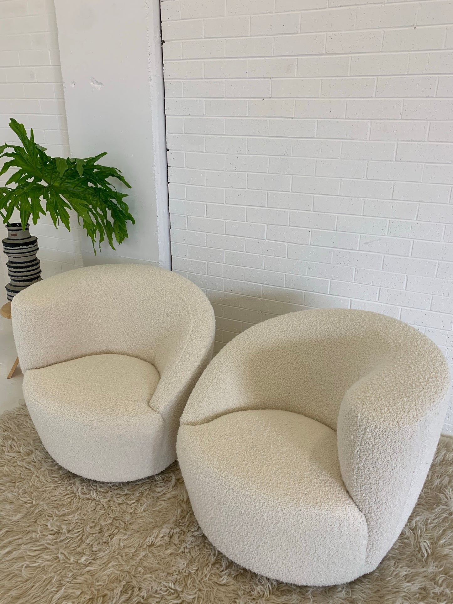 Gorgeous Boucle Vladimir Kagan Style Swivel Tub Chair