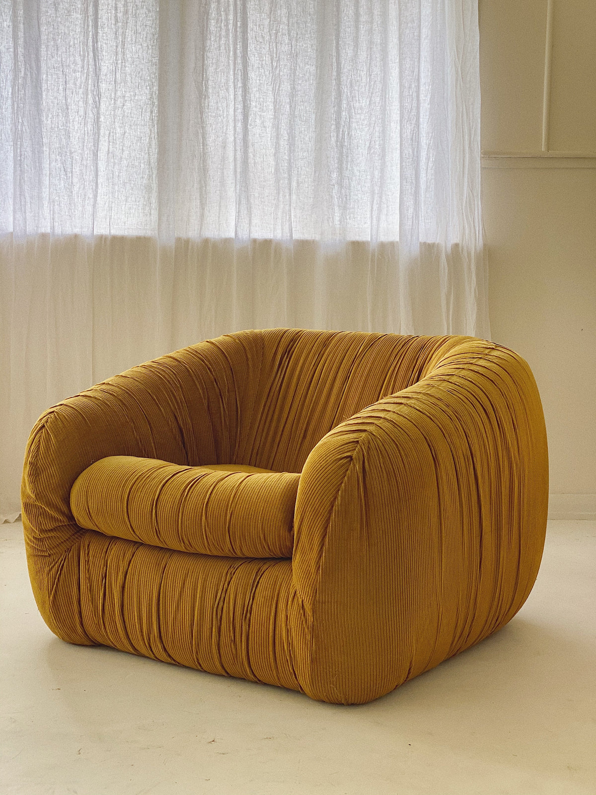 Flerbelle Armchair, France 1960s