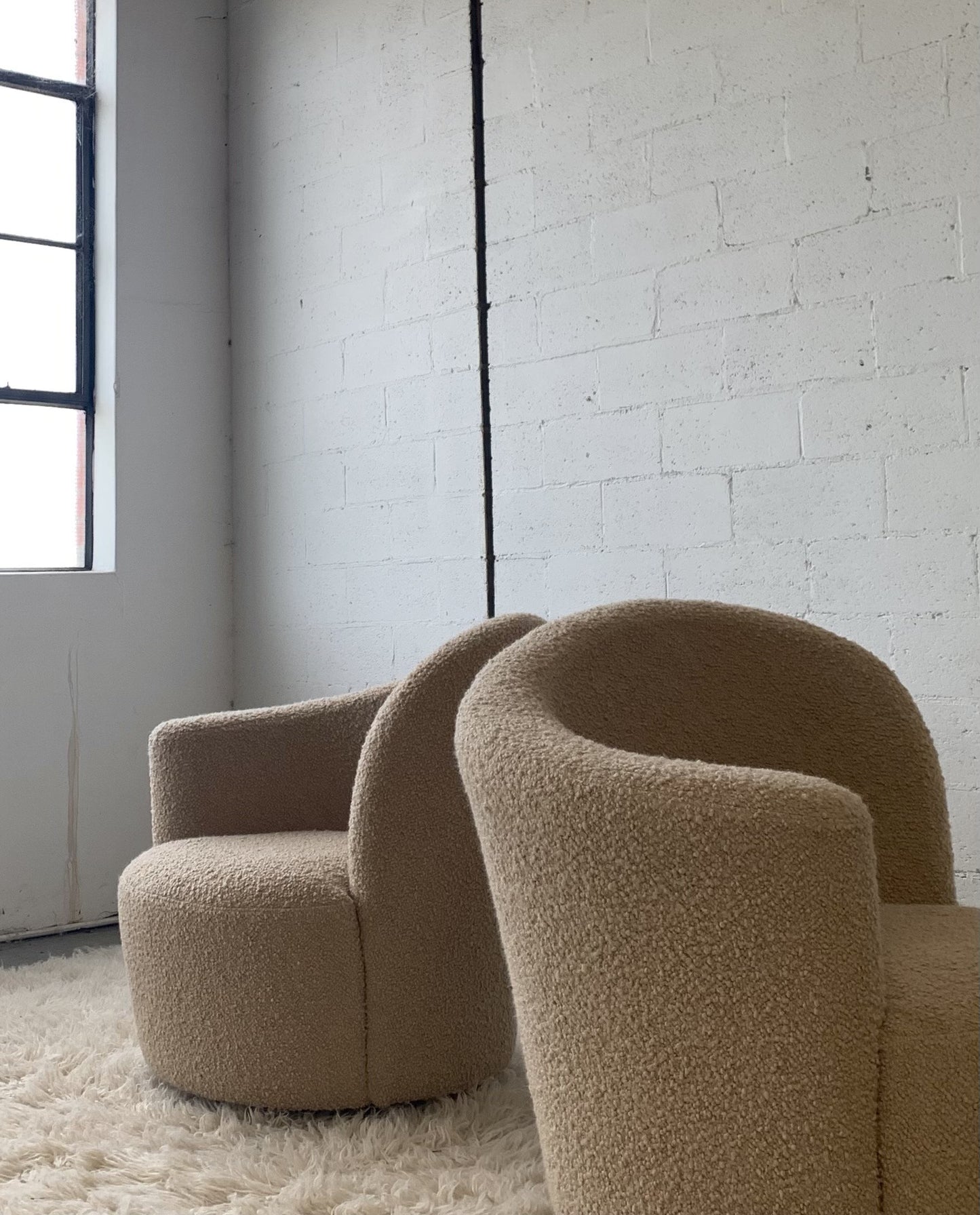 Vladimir Kagan-Style Swivel Chair in Wool Boucle - Two Available