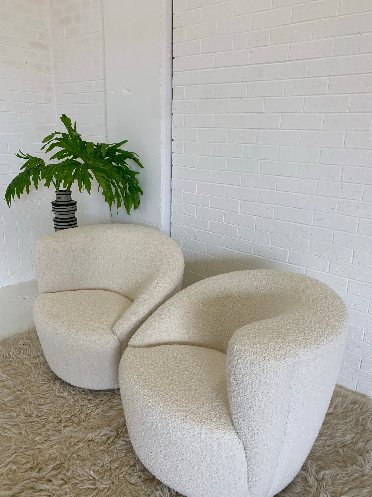 Gorgeous Boucle Vladimir Kagan Style Swivel Tub Chair