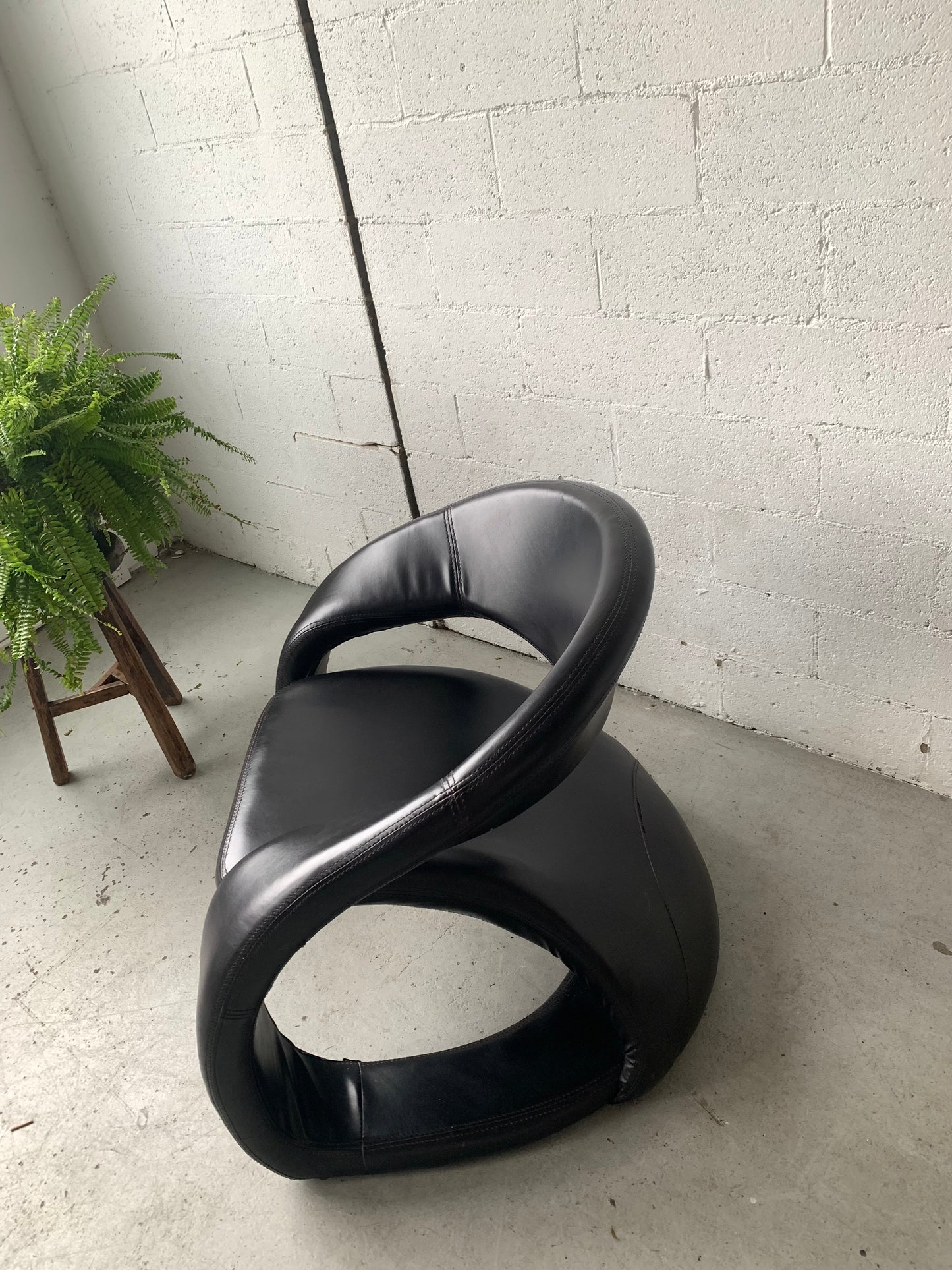 Jaymar Tongue Chair