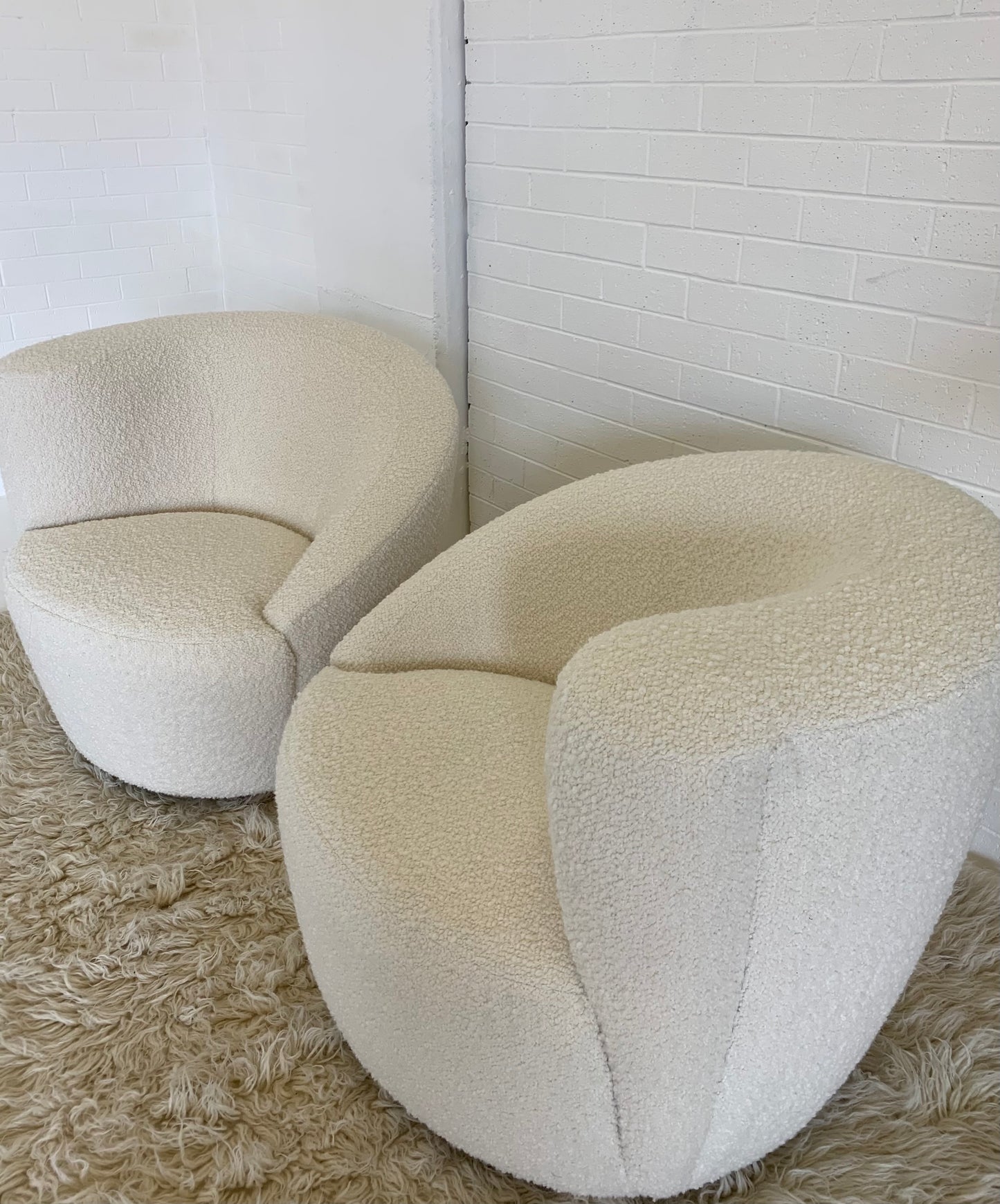 Gorgeous Boucle Vladimir Kagan Style Swivel Tub Chair