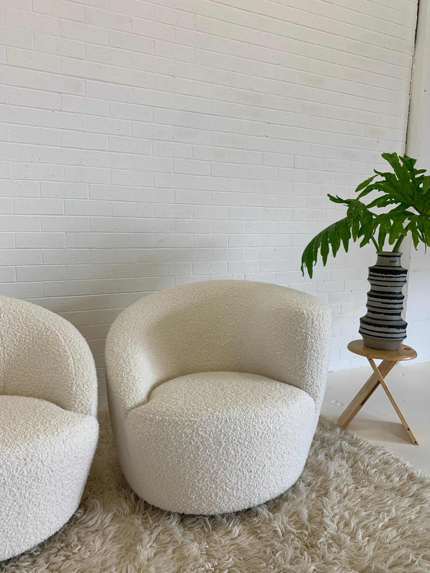 Gorgeous Boucle Vladimir Kagan Style Swivel Tub Chair