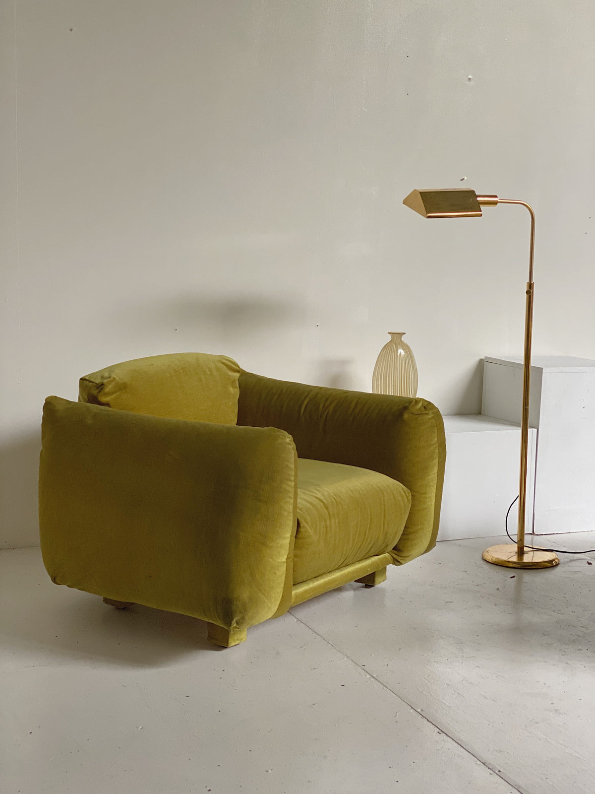 Chubby Velvet Lounge Chair
