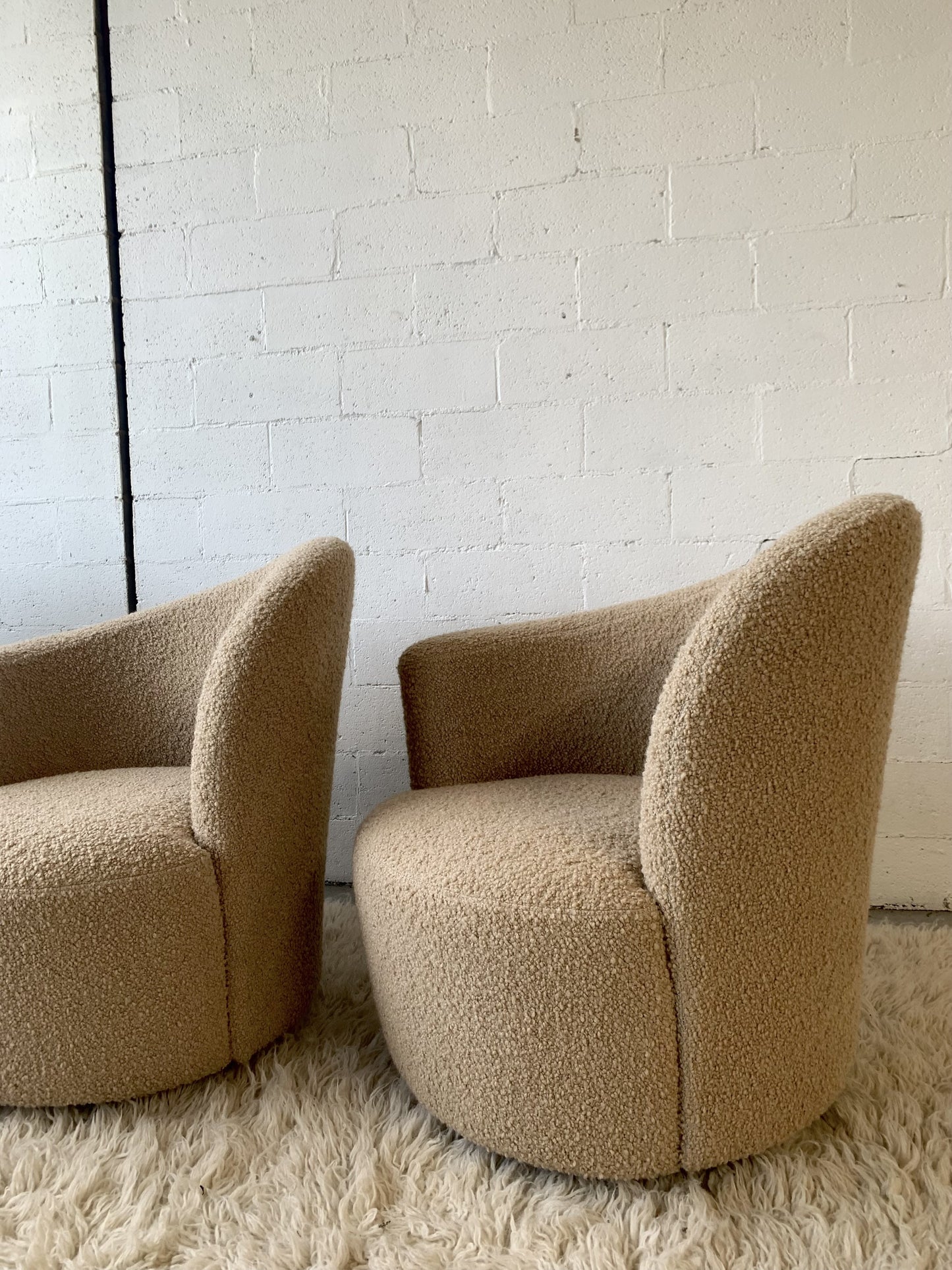 Vladimir Kagan-Style Swivel Chair in Wool Boucle - Two Available