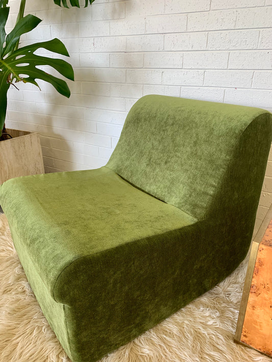 - Vintage Pod Lounge Chair