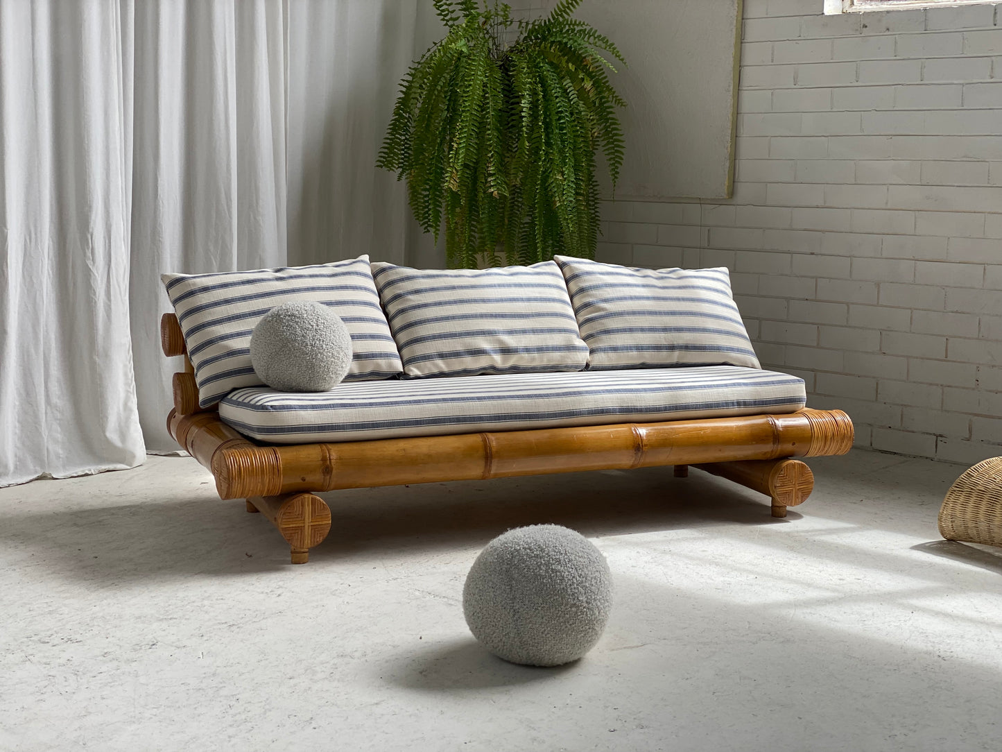 Vintage Bamboo Sofa Daybed