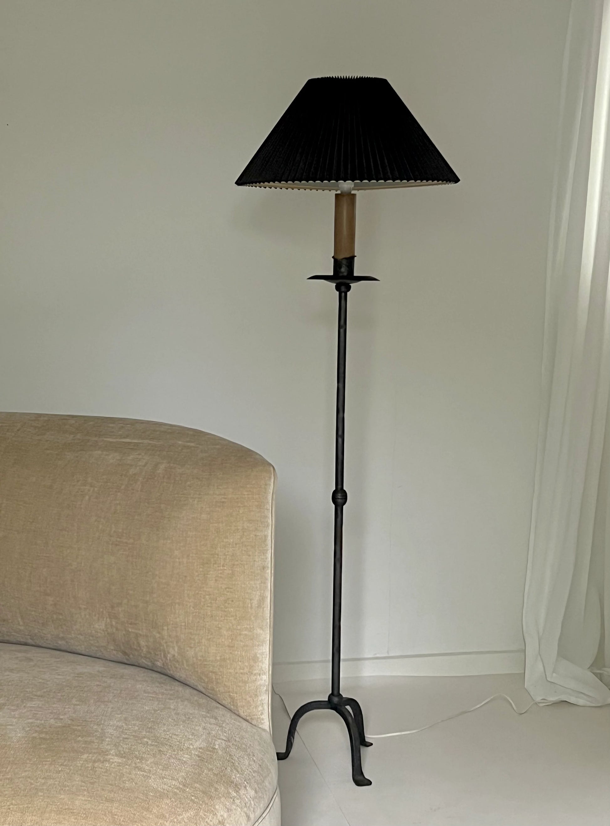 Antique iron floor online lamp