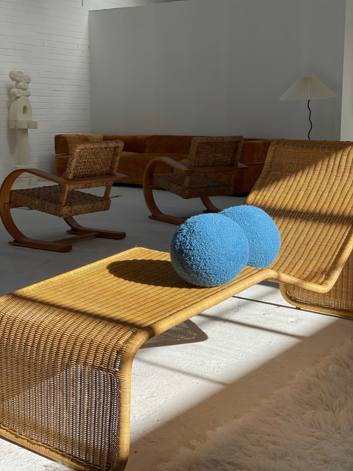 Cane Lounge Chaise After Tito Agnoli P3