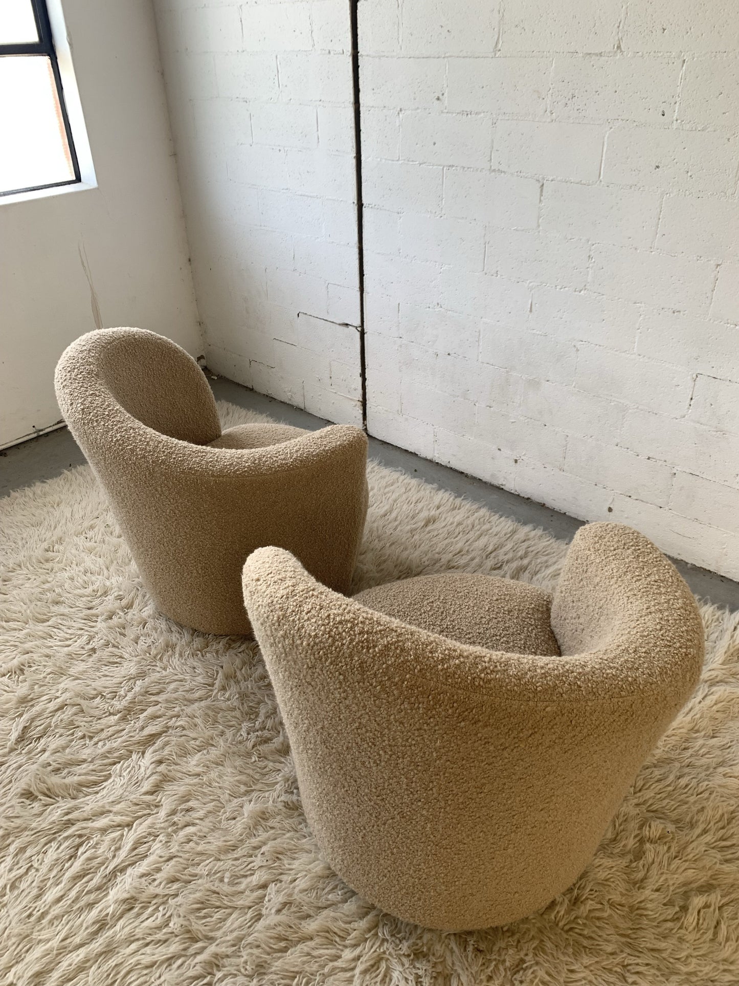 Vladimir Kagan-Style Swivel Chair in Wool Boucle - Two Available