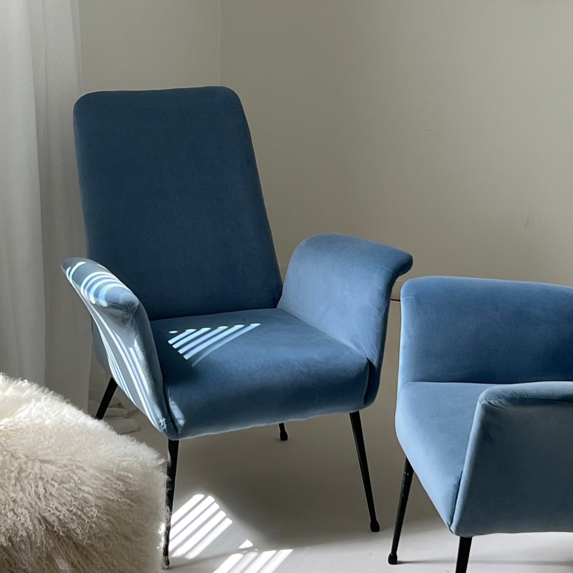 Refurbished armchair hotsell