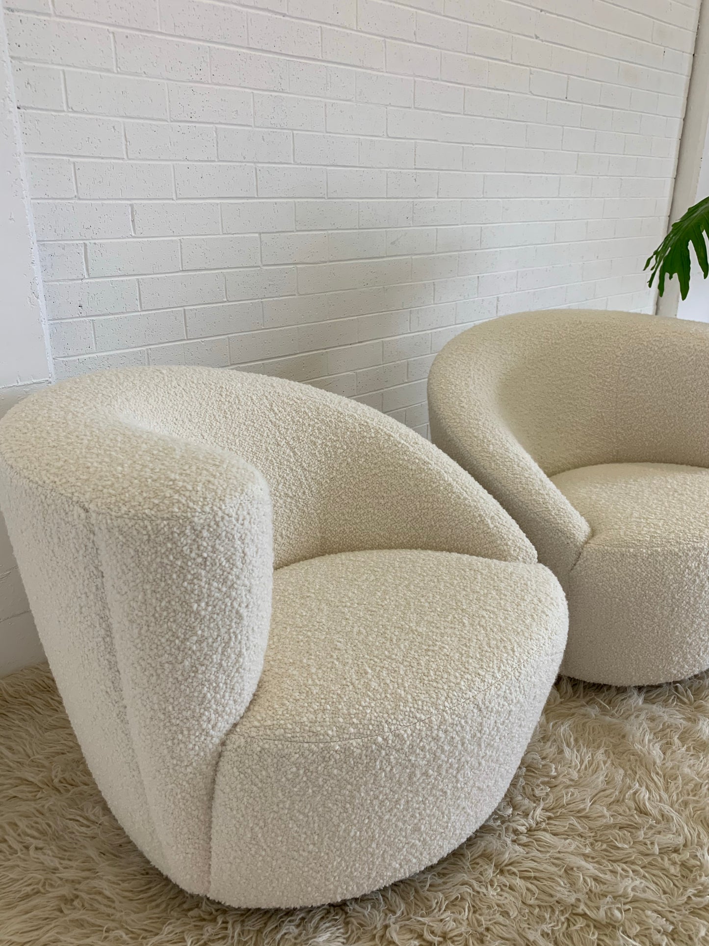 Gorgeous Boucle Vladimir Kagan Style Swivel Tub Chair