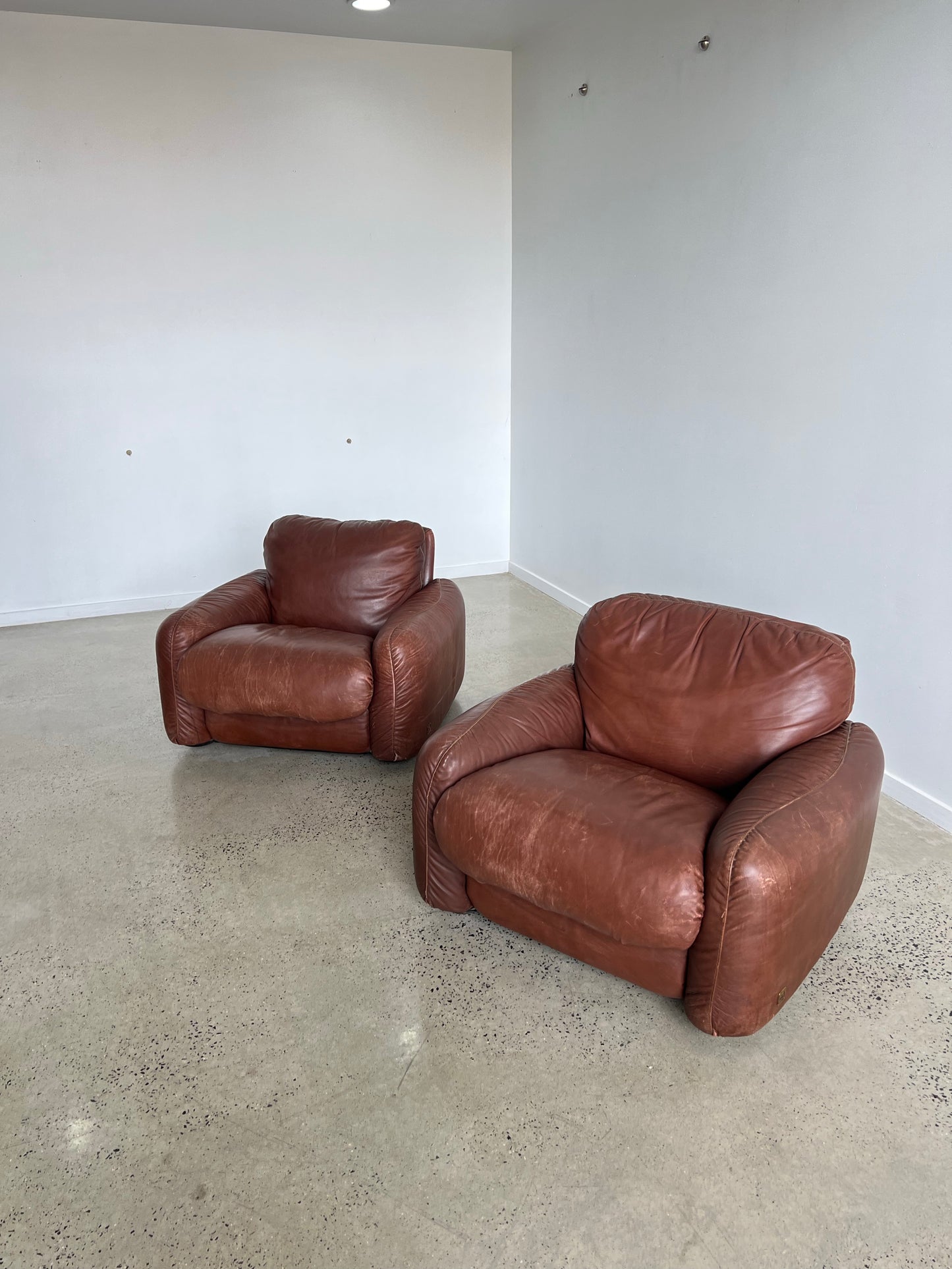 Italian 'Piumotto' Arrigo Arrigoni for Busnelli Leather Sofa & Armchairs - 1970s
