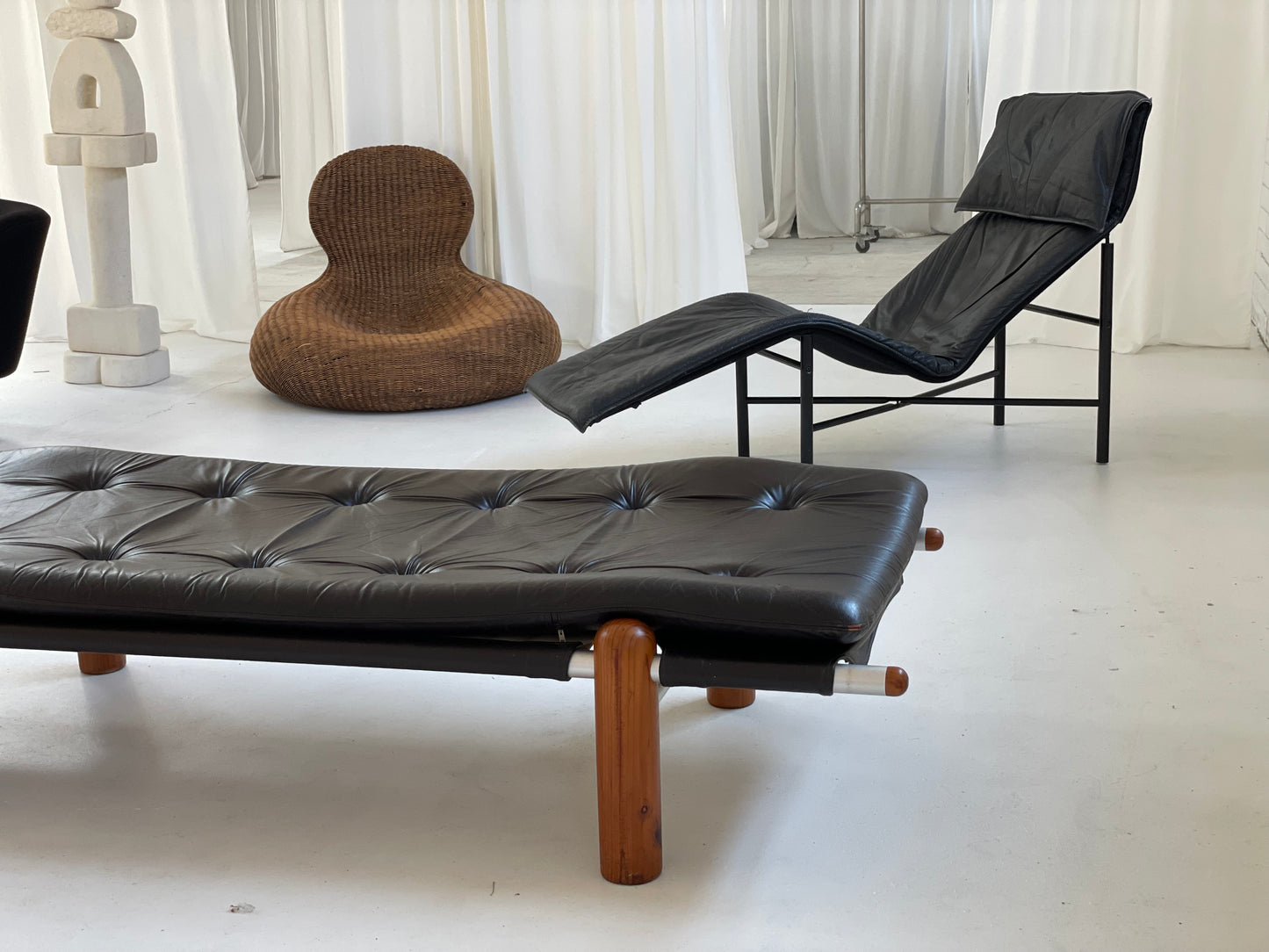Studio Line Chaise - Robert Dunlop and Tom Larsen