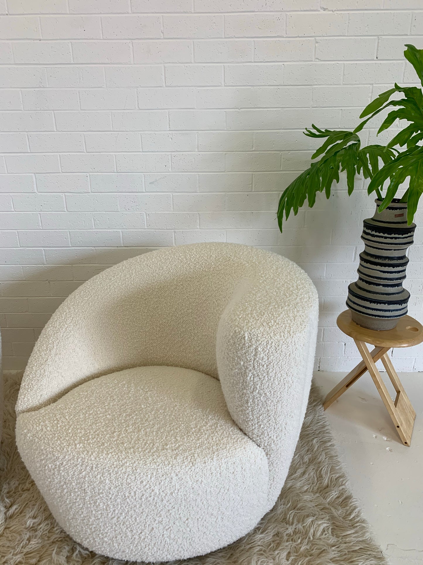 Gorgeous Boucle Vladimir Kagan Style Swivel Tub Chair