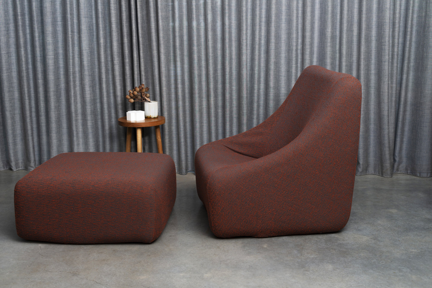 Featherston Numero Lounge Chair with Ottoman