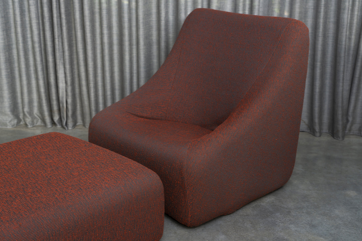 Featherston Numero Lounge Chair with Ottoman