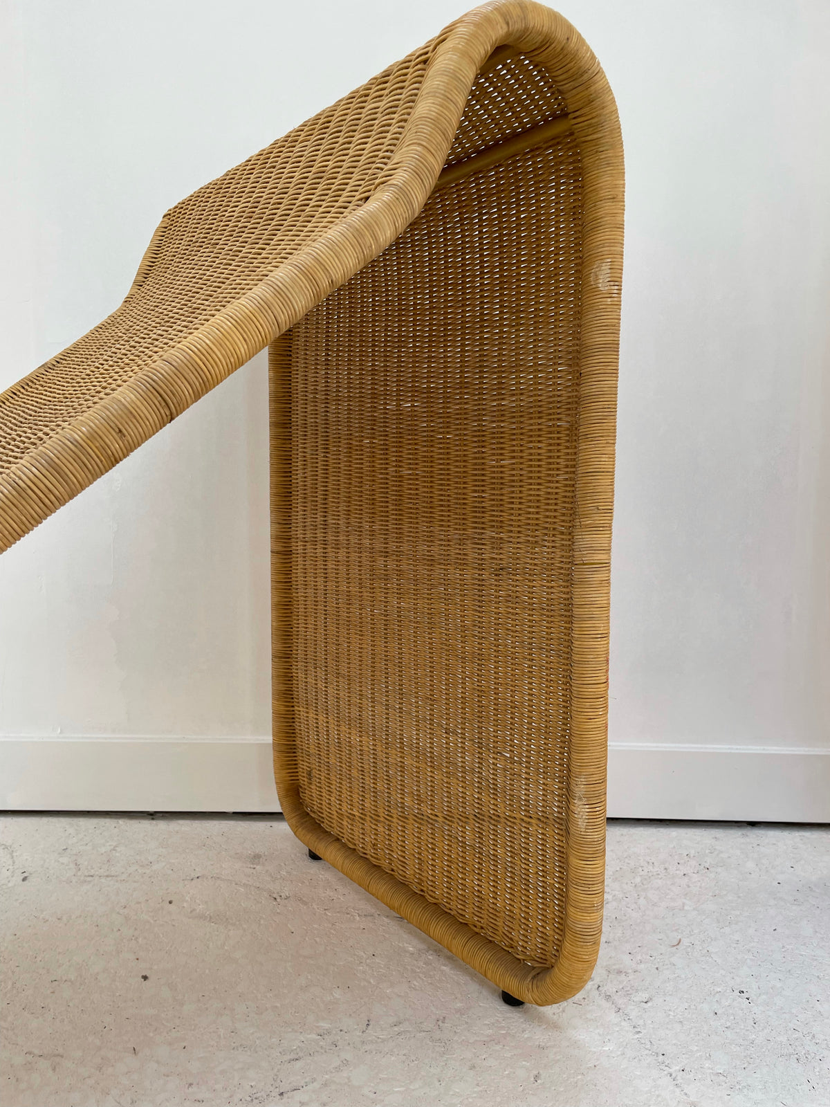 Cane Lounge Chaise After Tito Agnoli P3