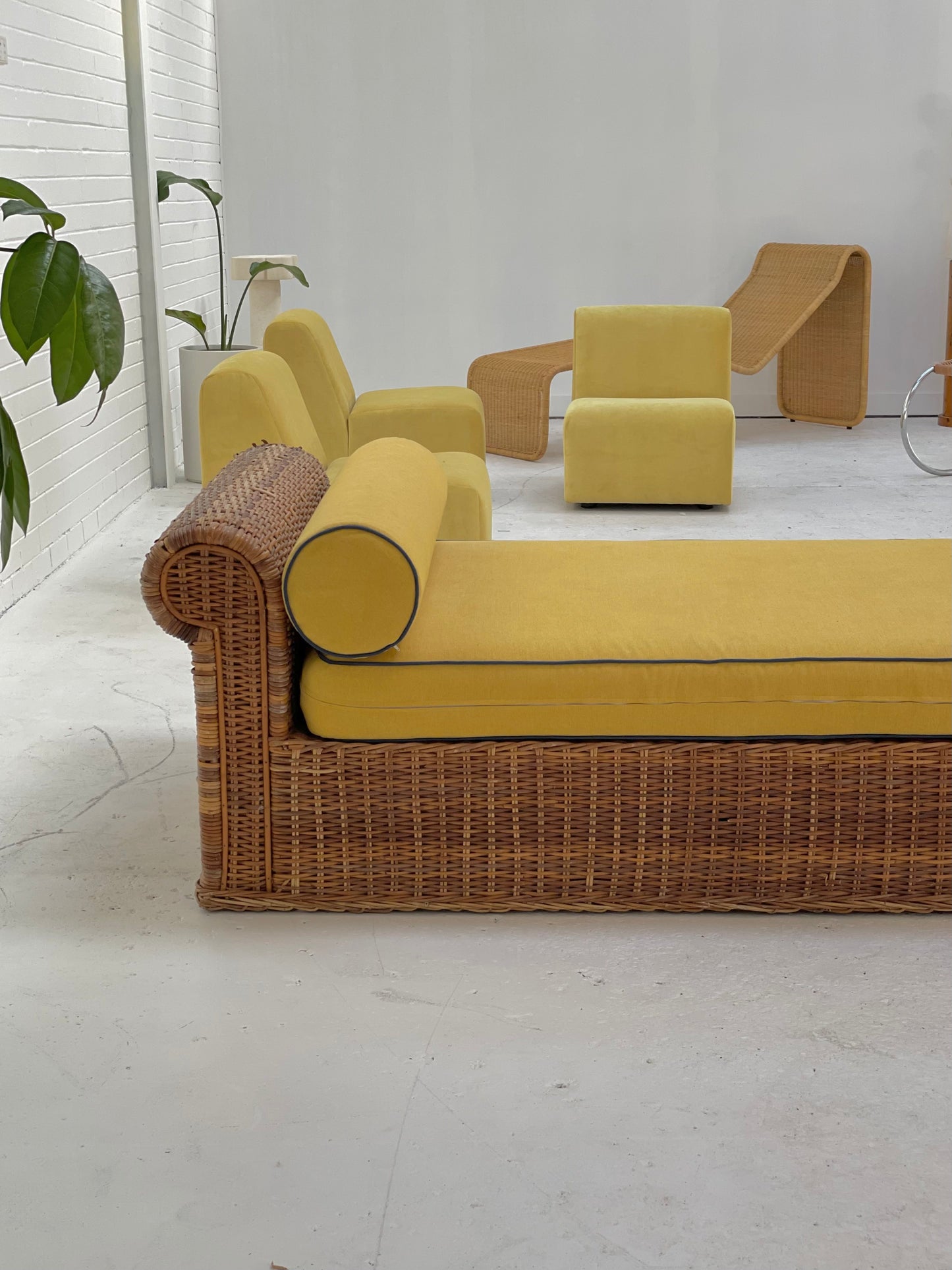 Vintage Rattan Daybed