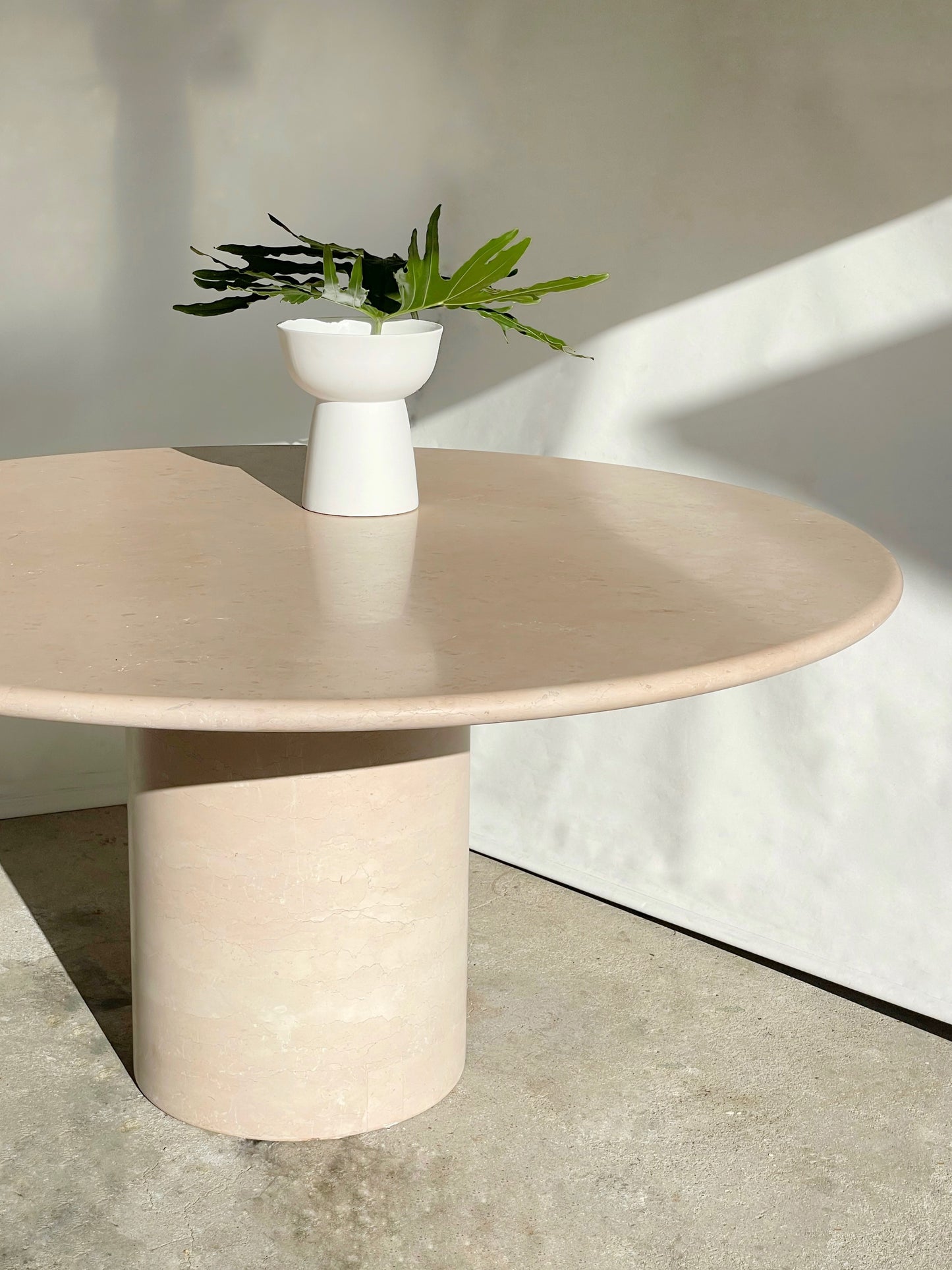 Vintage Round Marble Dining Table