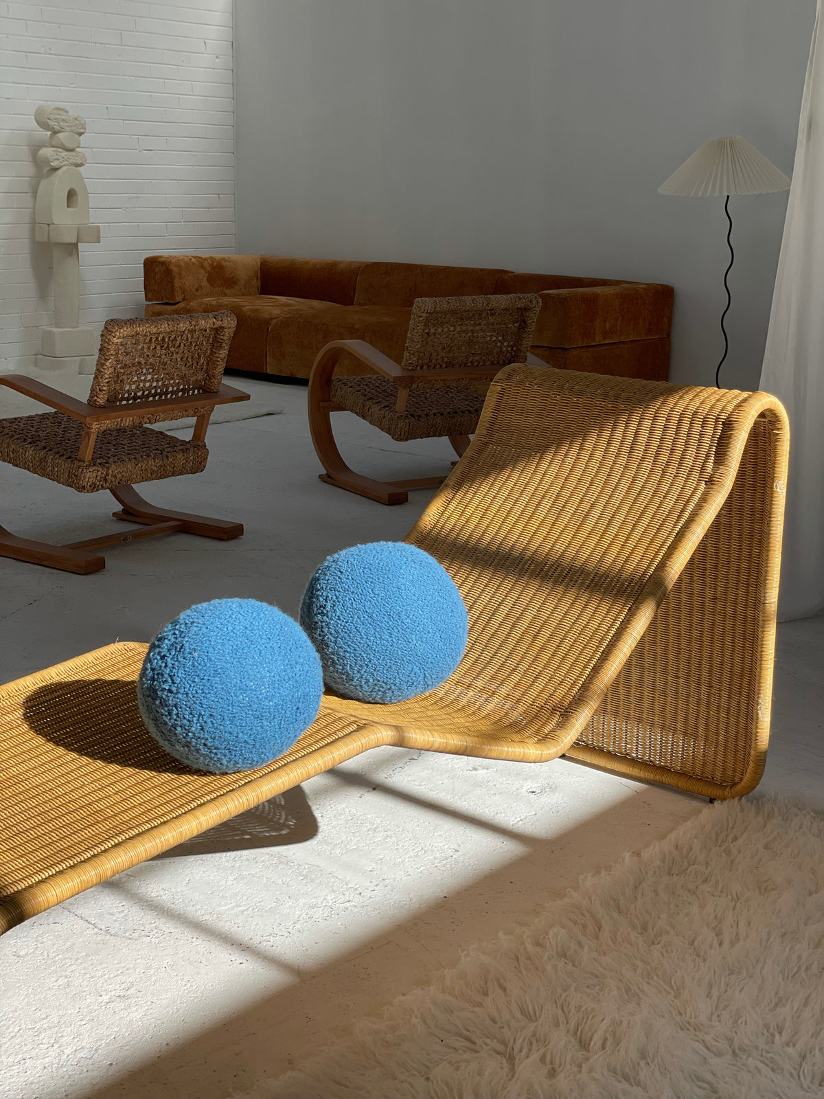 Cane Lounge Chaise After Tito Agnoli P3