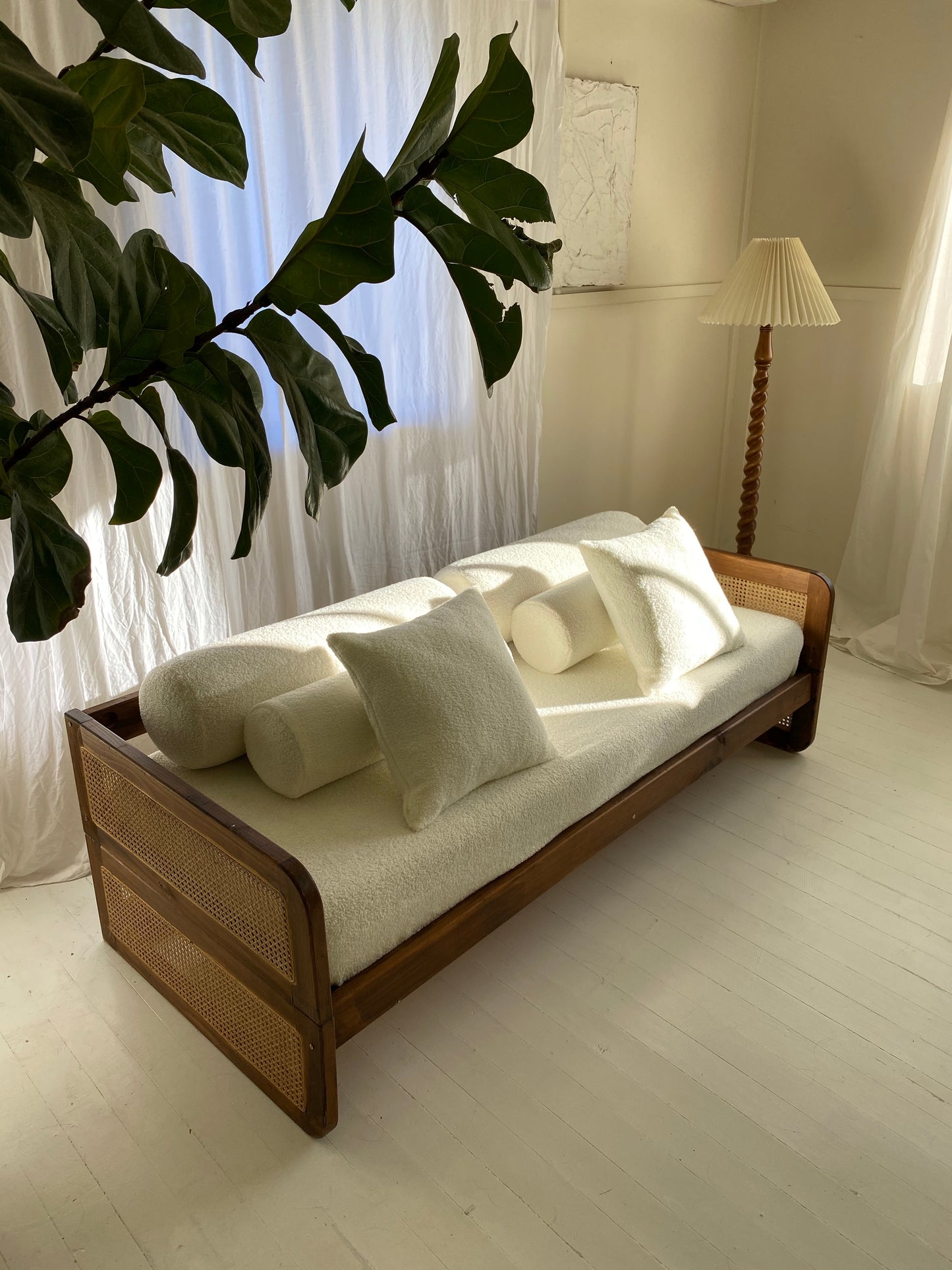 Pleated Floor Lamp