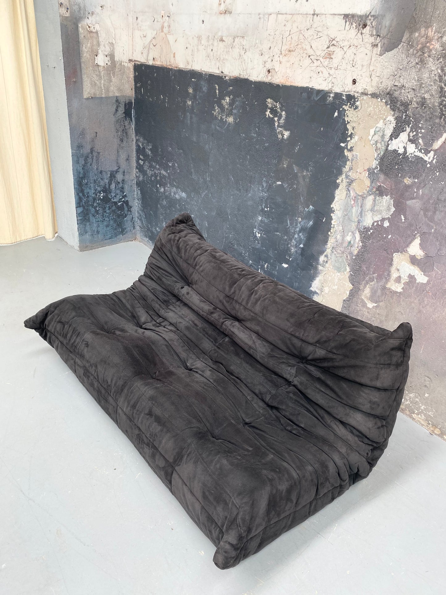 Original 3 Seater Togo Sofa by Michel Ducaroy for Ligne Roset, Circa 1970’s