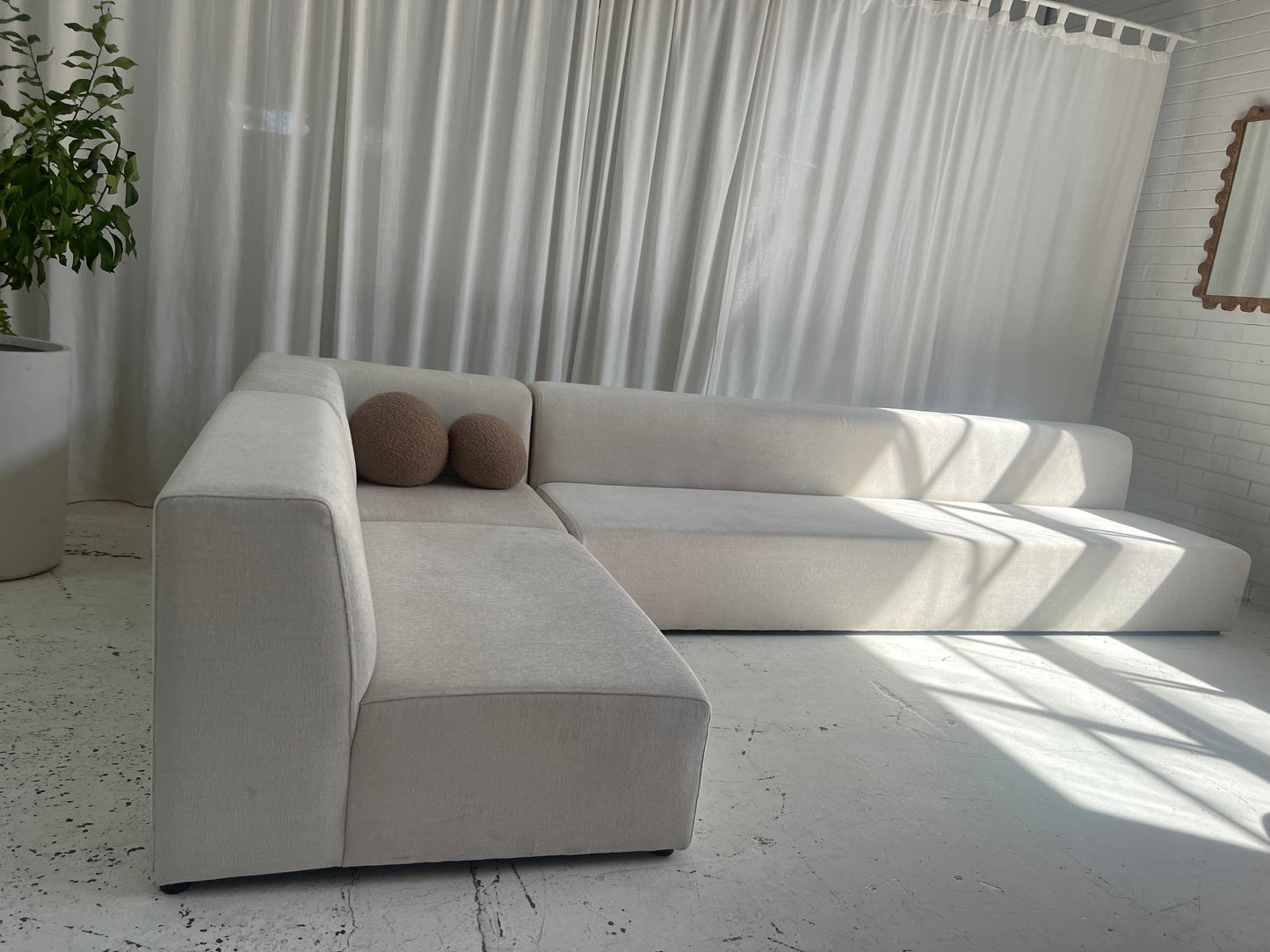 - Bespoke Large White Ivory Modular Sofa Set